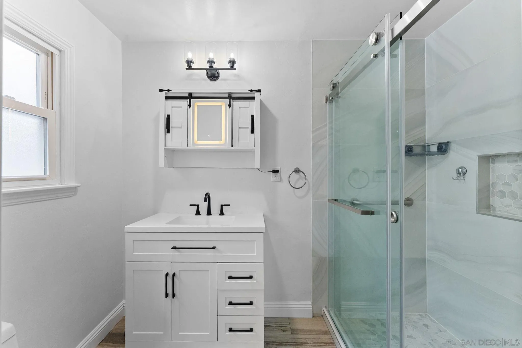 https://cdn.realtyfeed.com/cdn/127/260006525/e1f83144338d7a5a73b7ff168d6f9d76.webp