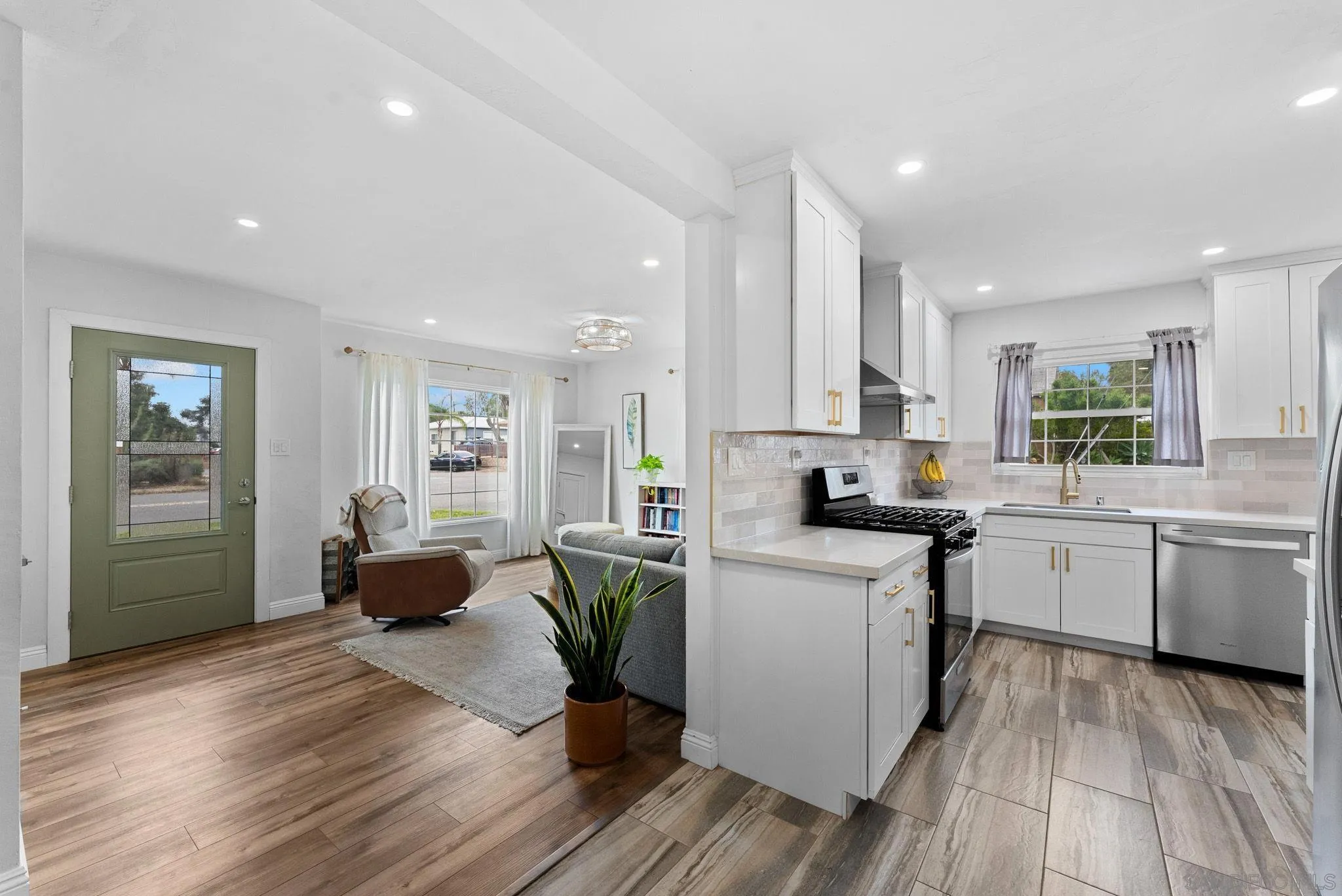 https://cdn.realtyfeed.com/cdn/127/260006525/f2192c56c48b6c2ff9c0b8389326ad1a.webp