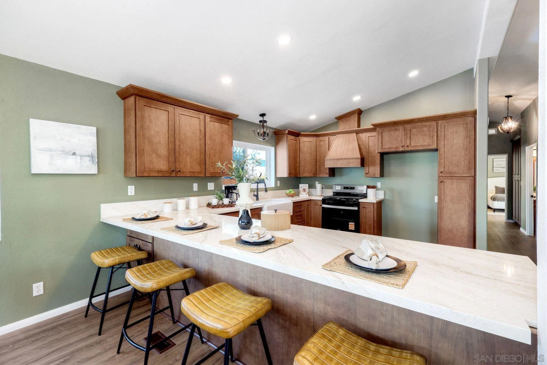 https://cdn.realtyfeed.com/cdn/127/260006526/14d6a233f5107eab25268ac503ce8886.webp