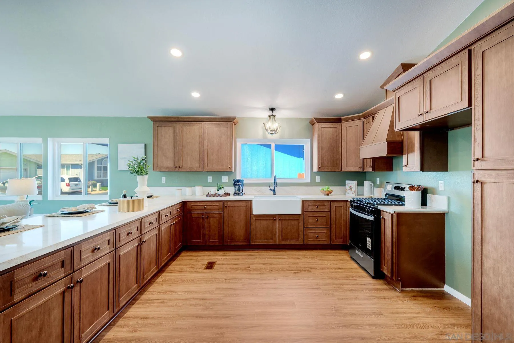 https://cdn.realtyfeed.com/cdn/127/260006526/6d7671e030764597add3729ffb54adea.webp