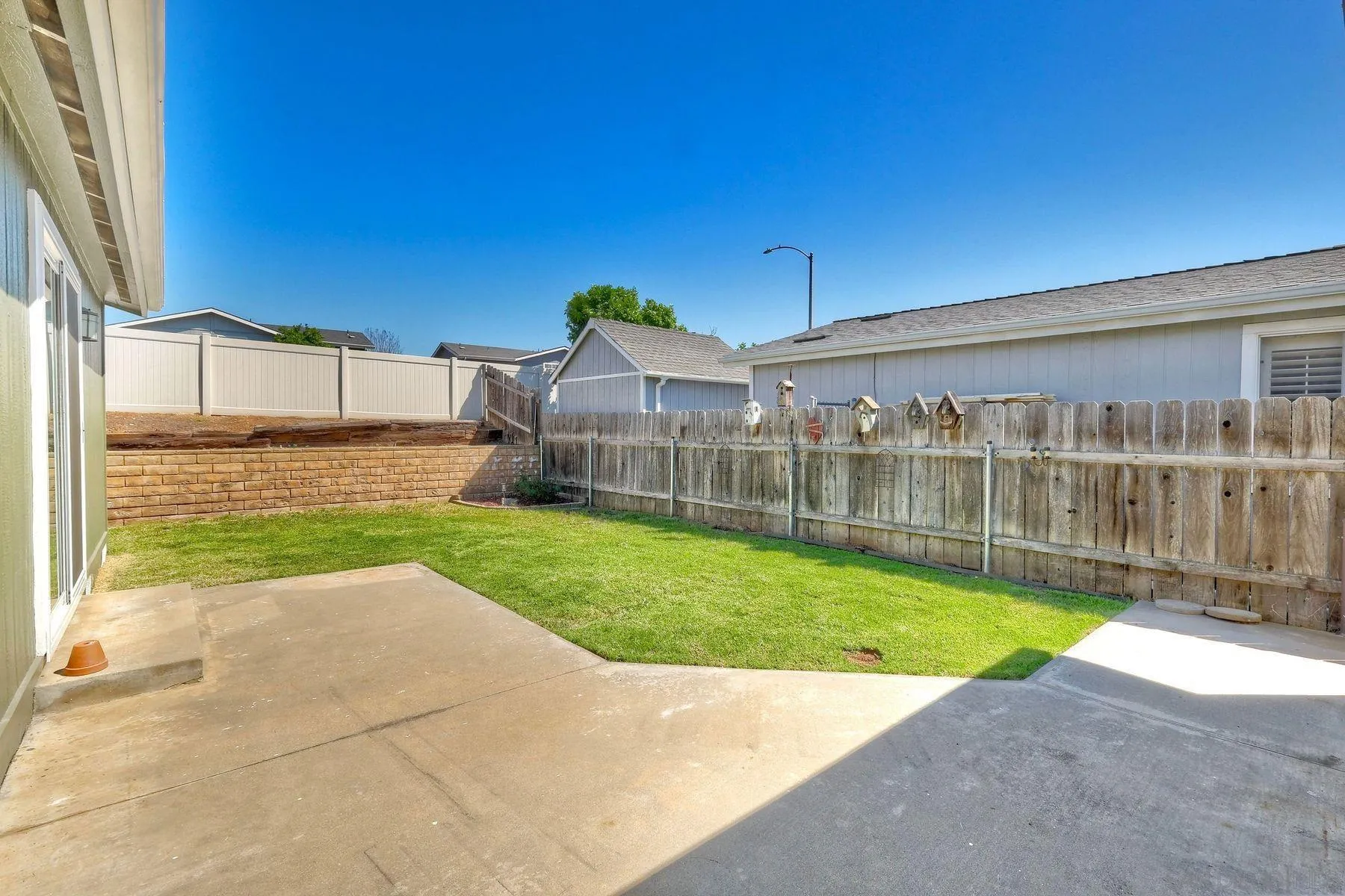 https://cdn.realtyfeed.com/cdn/127/260006526/892dd7234b61fe98d509a65ef55036a3.webp