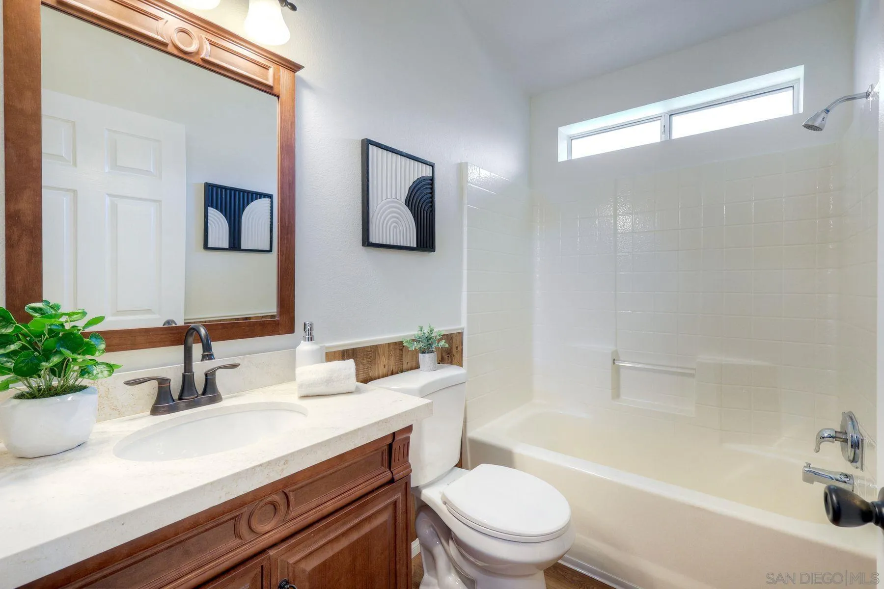 https://cdn.realtyfeed.com/cdn/127/260006526/94391d30b20e1cfa7103b1966ffc5659.webp
