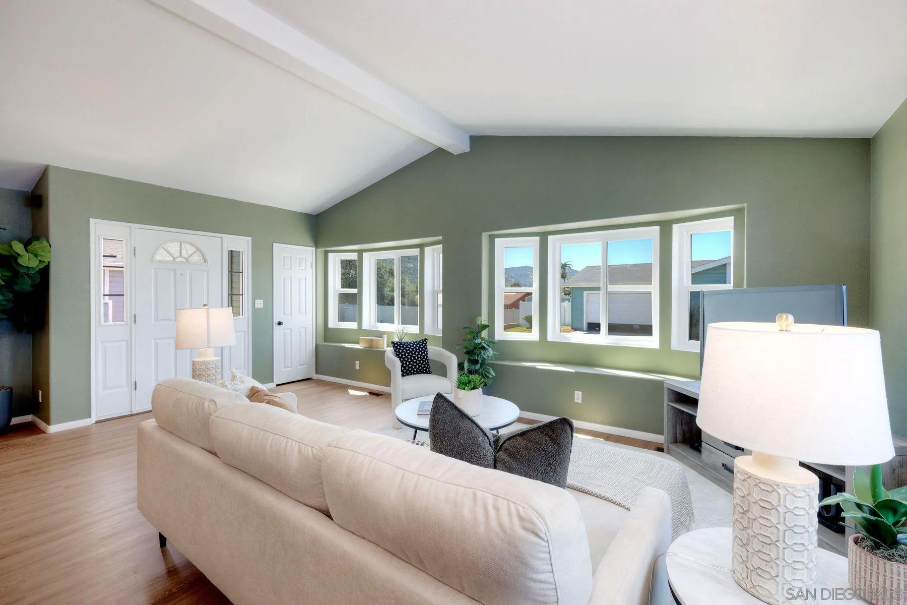 https://cdn.realtyfeed.com/cdn/127/260006526/fae0b1cfc24c9c1544a7b2c256a73848.webp
