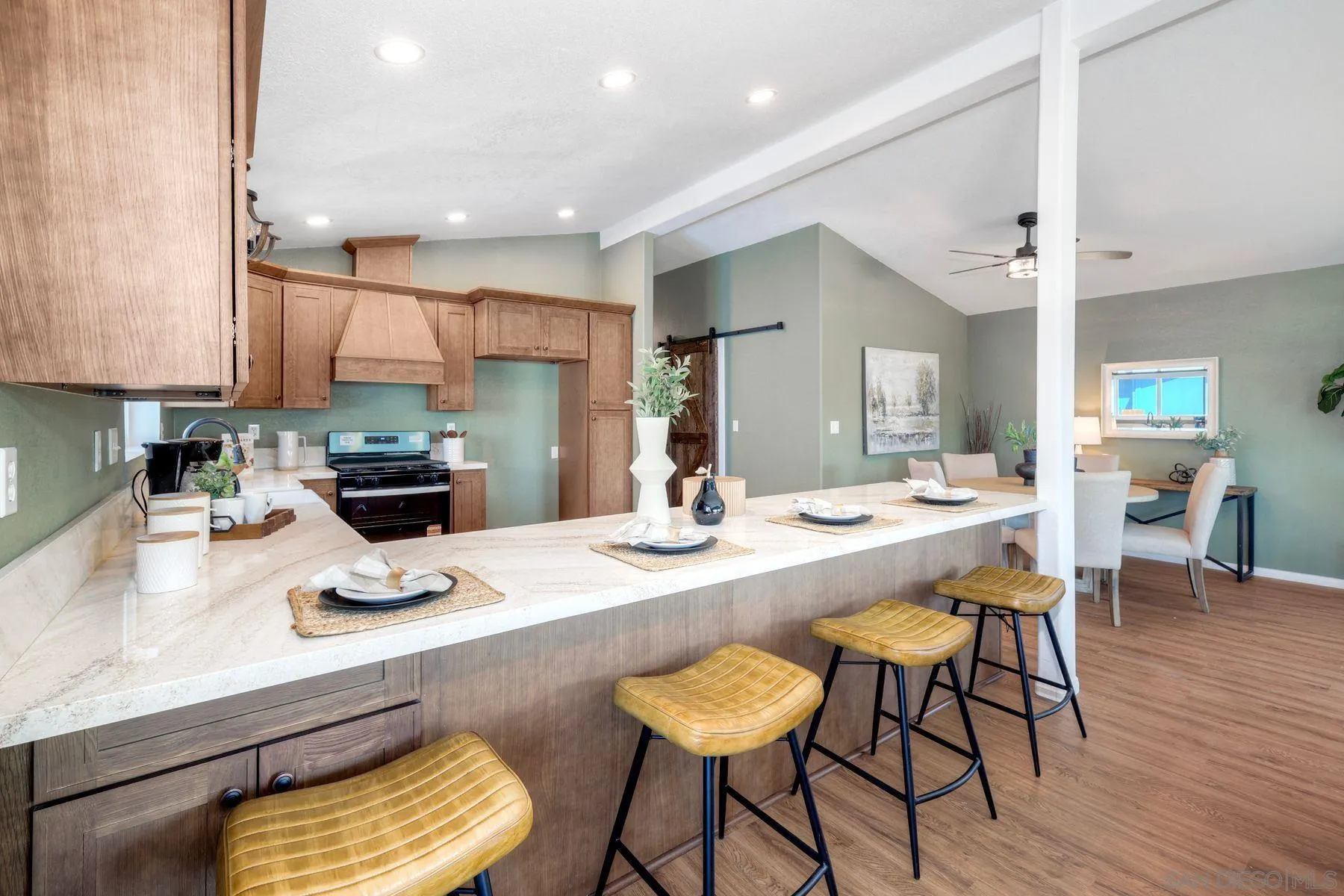 https://cdn.realtyfeed.com/cdn/127/260006526/feb624af478f8c2e485a52dd1e6c1a35.webp