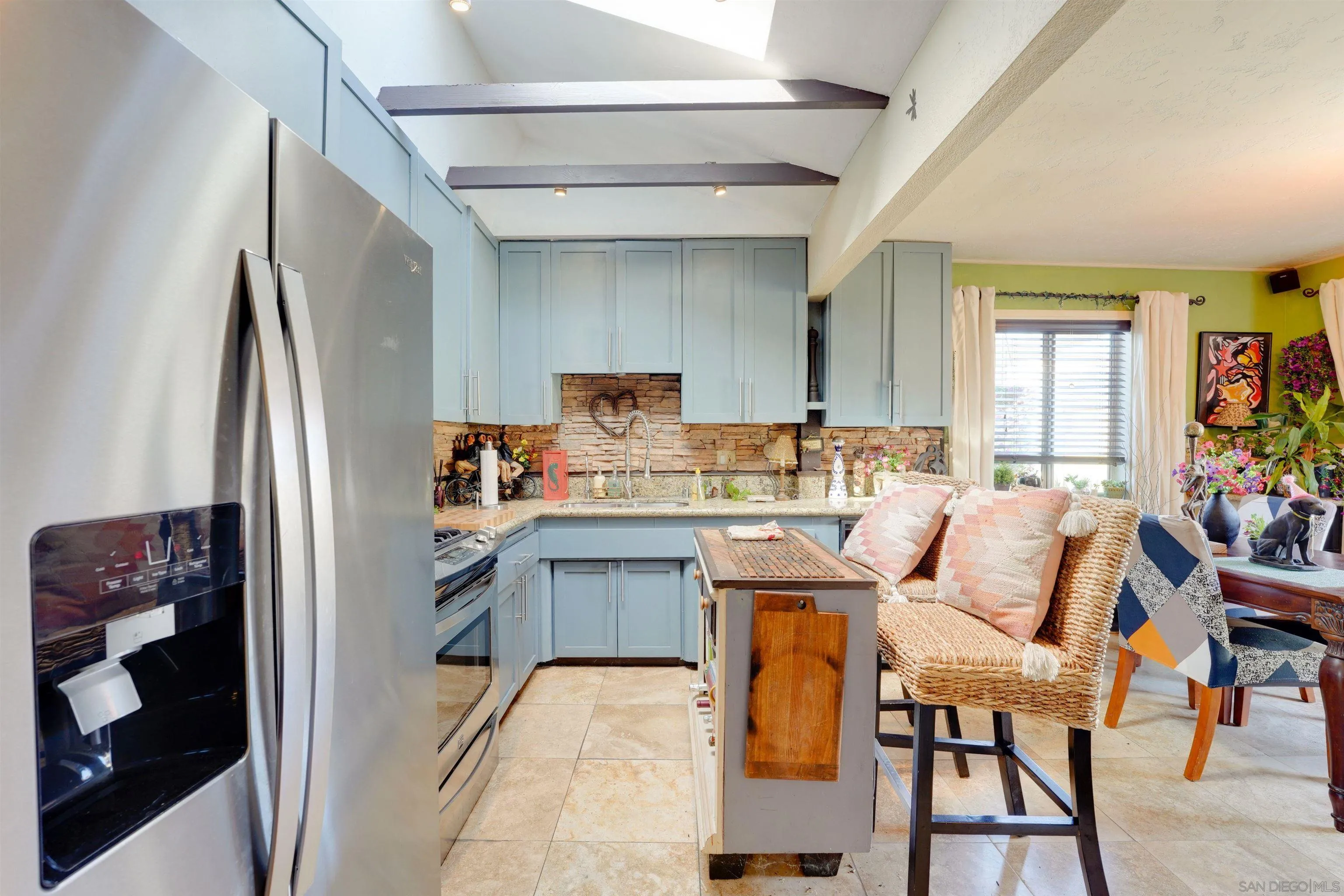 https://cdn.realtyfeed.com/cdn/127/260006529/0ba849c3b91b36b6e81ff3c10202b6ea.webp