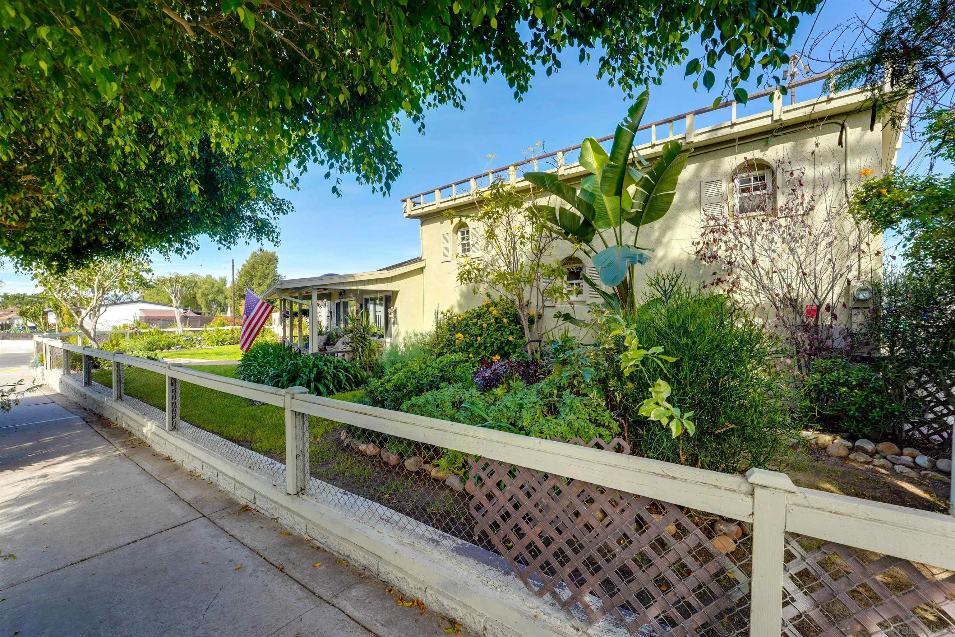 https://cdn.realtyfeed.com/cdn/127/260006529/7f75dcf05643781689aaa1ac76324c01.webp