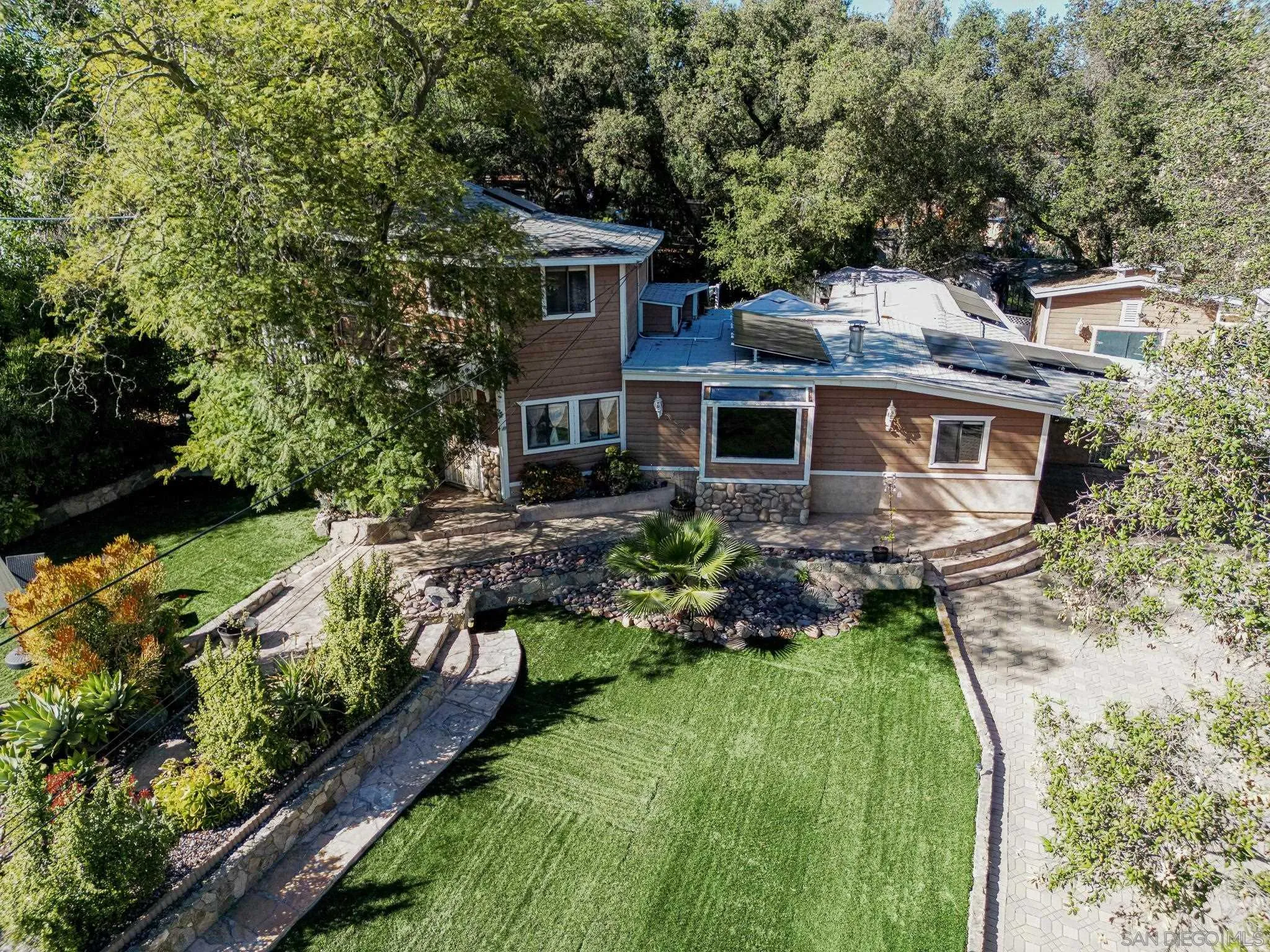 https://cdn.realtyfeed.com/cdn/127/260006533/3cb77872e8f55e5759c382e76a3ad727.webp
