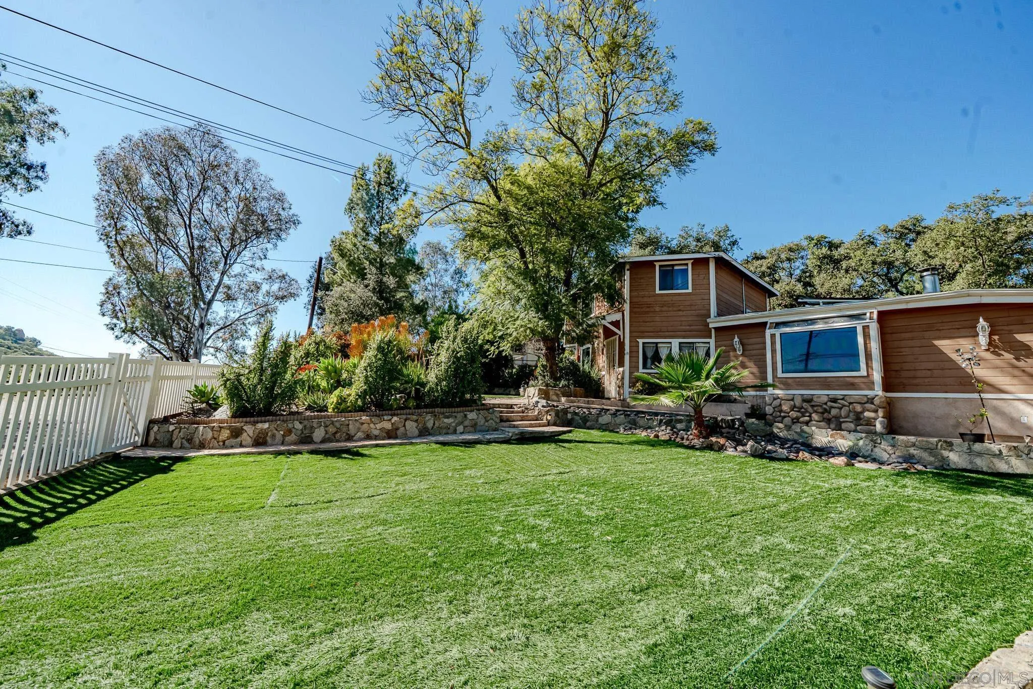 https://cdn.realtyfeed.com/cdn/127/260006533/80b8e7506d0662f2142e43284f11a873.webp
