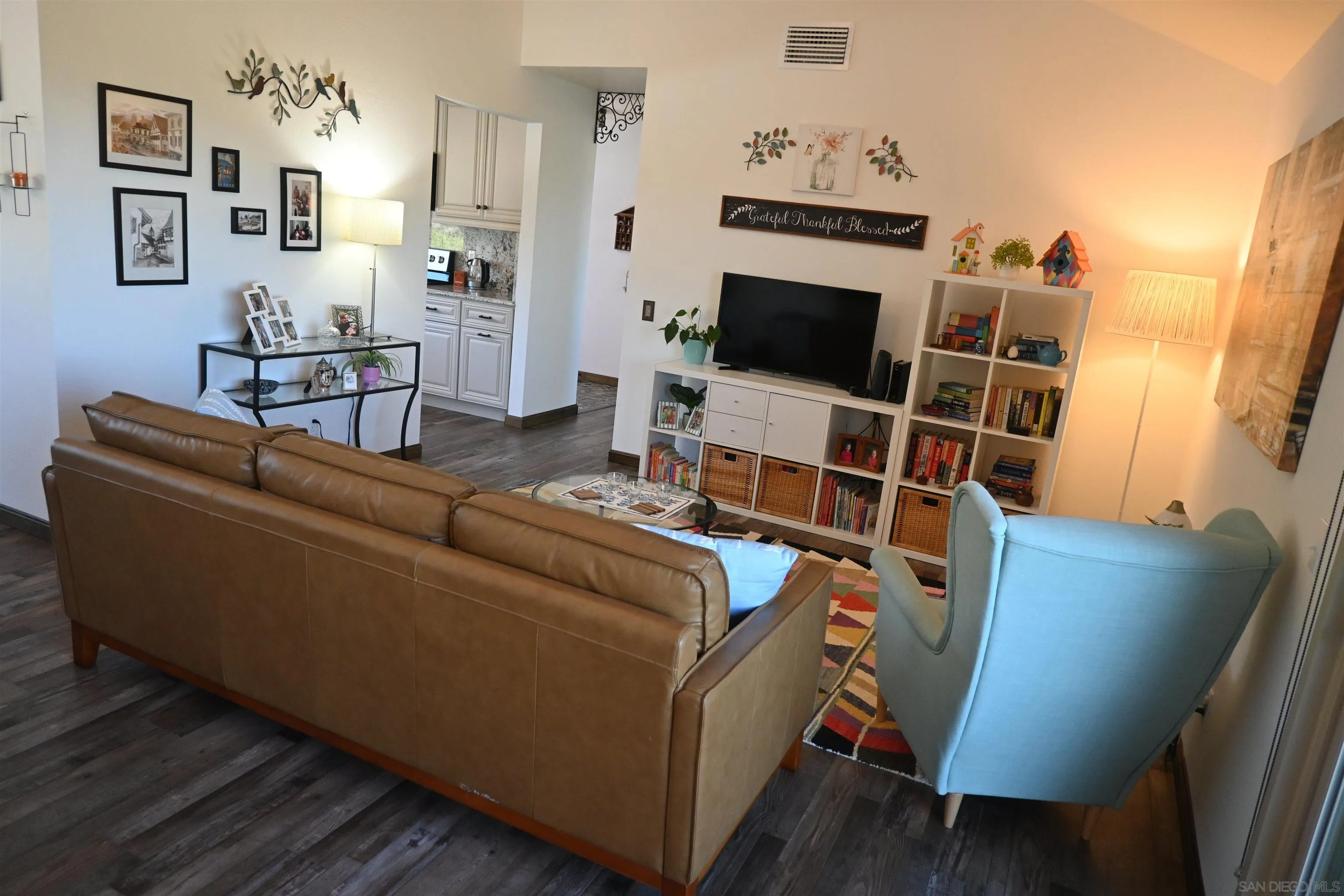 Photo #5: 260006539 Listing: Photo #5