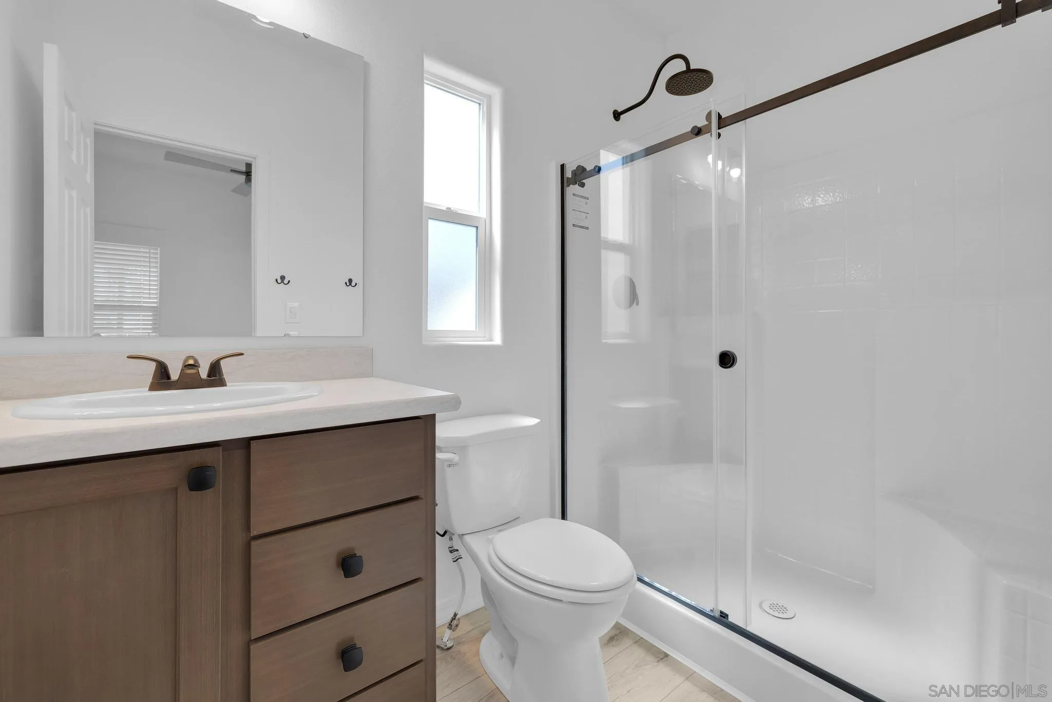 https://cdn.realtyfeed.com/cdn/127/260006545/6462c7cea699743fd28e7127ca495ecb.webp