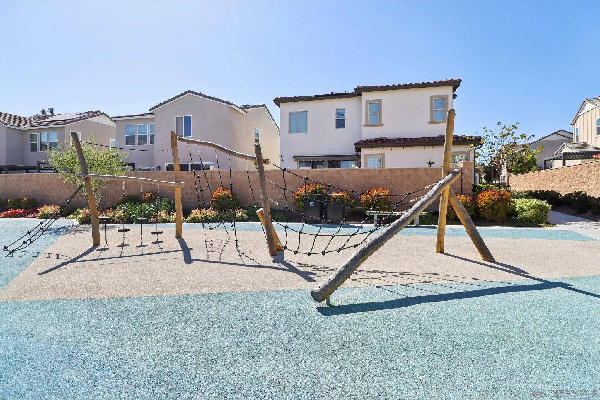 https://cdn.realtyfeed.com/cdn/127/260006546/5270eba44e0eaf9dc3d017995103df49.webp