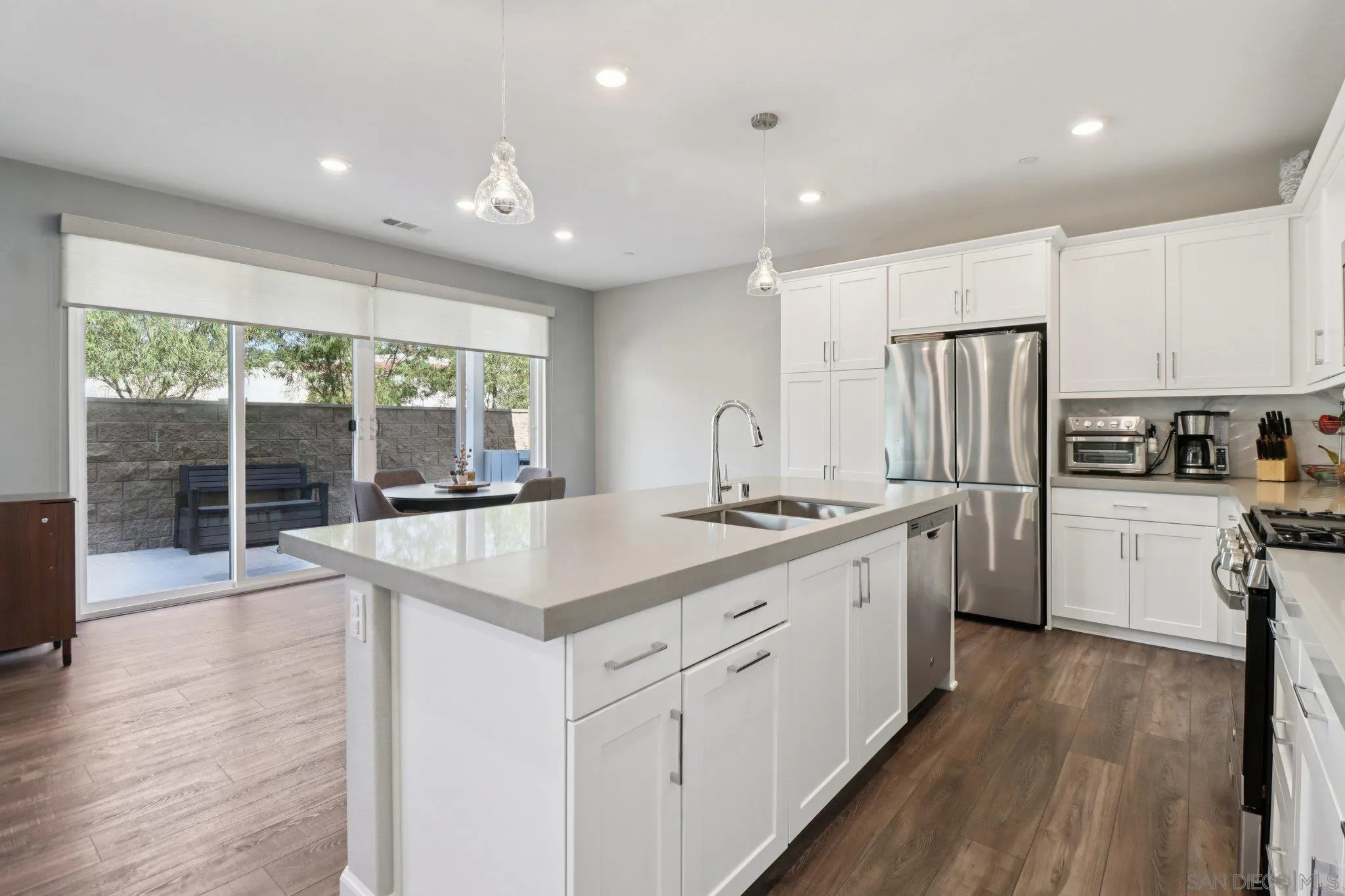 https://cdn.realtyfeed.com/cdn/127/260006546/541330c1a1c2c48611396d59b5b1c5fb.webp