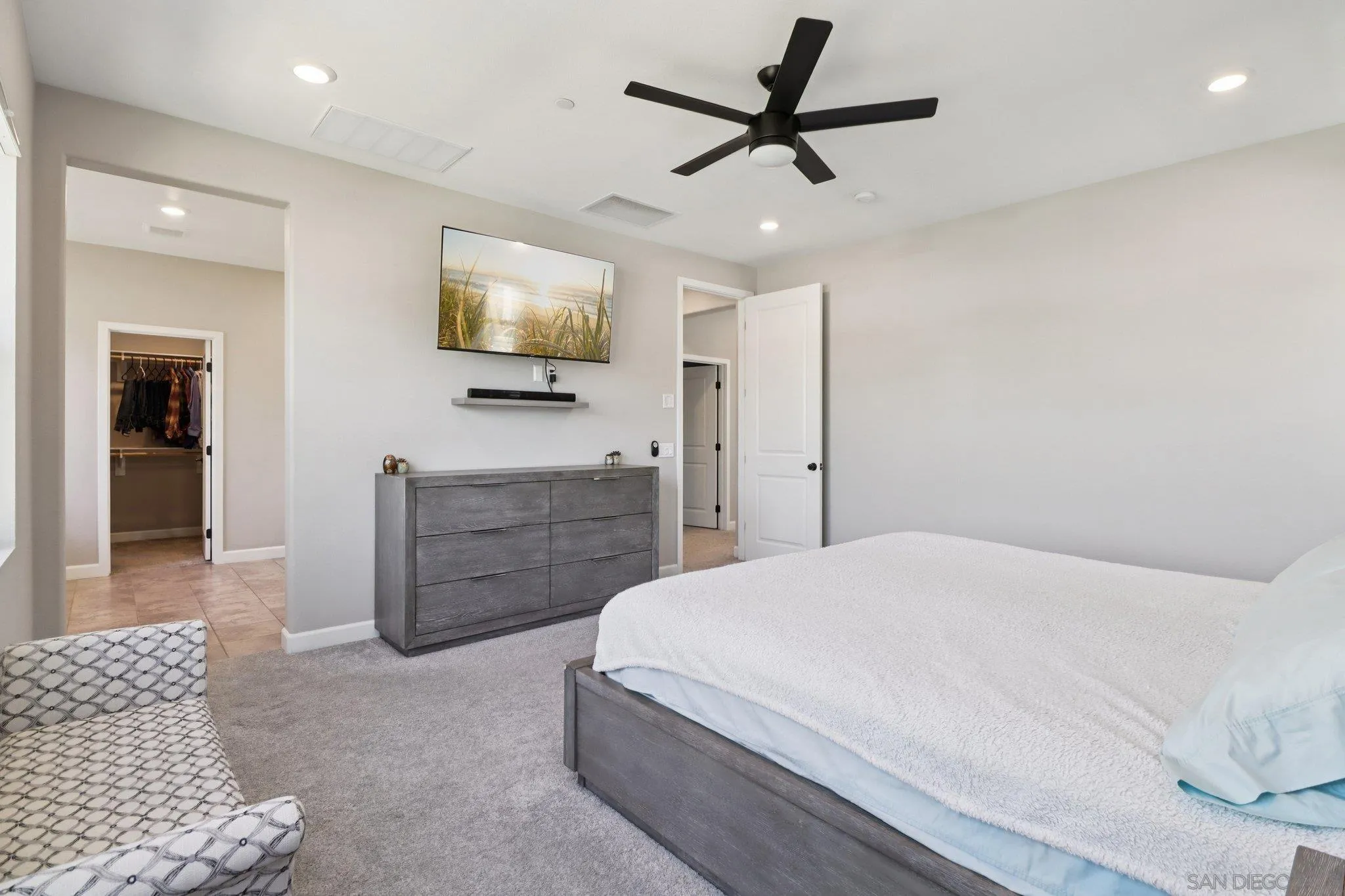 https://cdn.realtyfeed.com/cdn/127/260006546/55be66d9a54e26c50cdb6c676710053f.webp