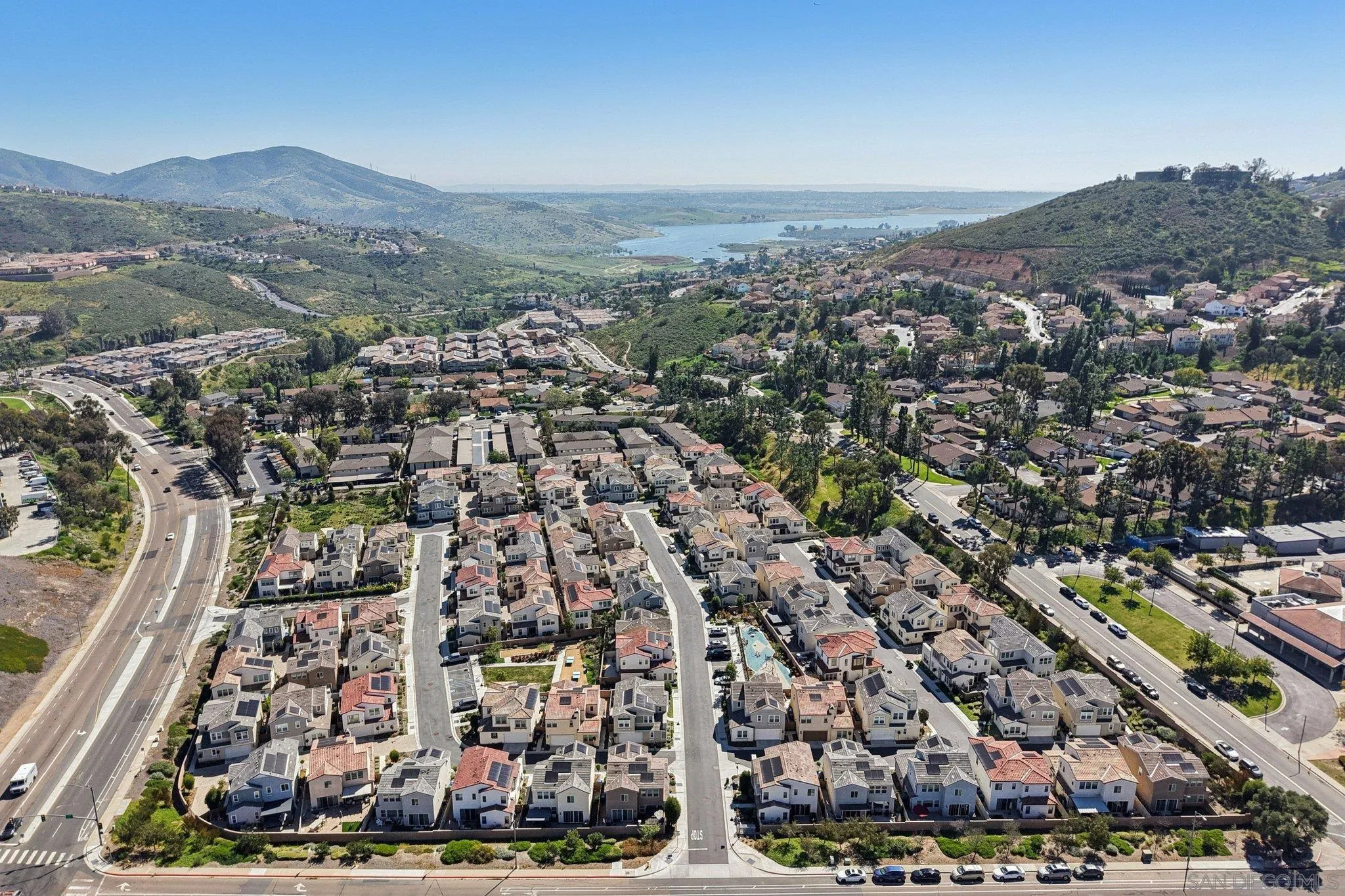 https://cdn.realtyfeed.com/cdn/127/260006546/6568e926a642c8fc403b707d6cb1b9eb.webp
