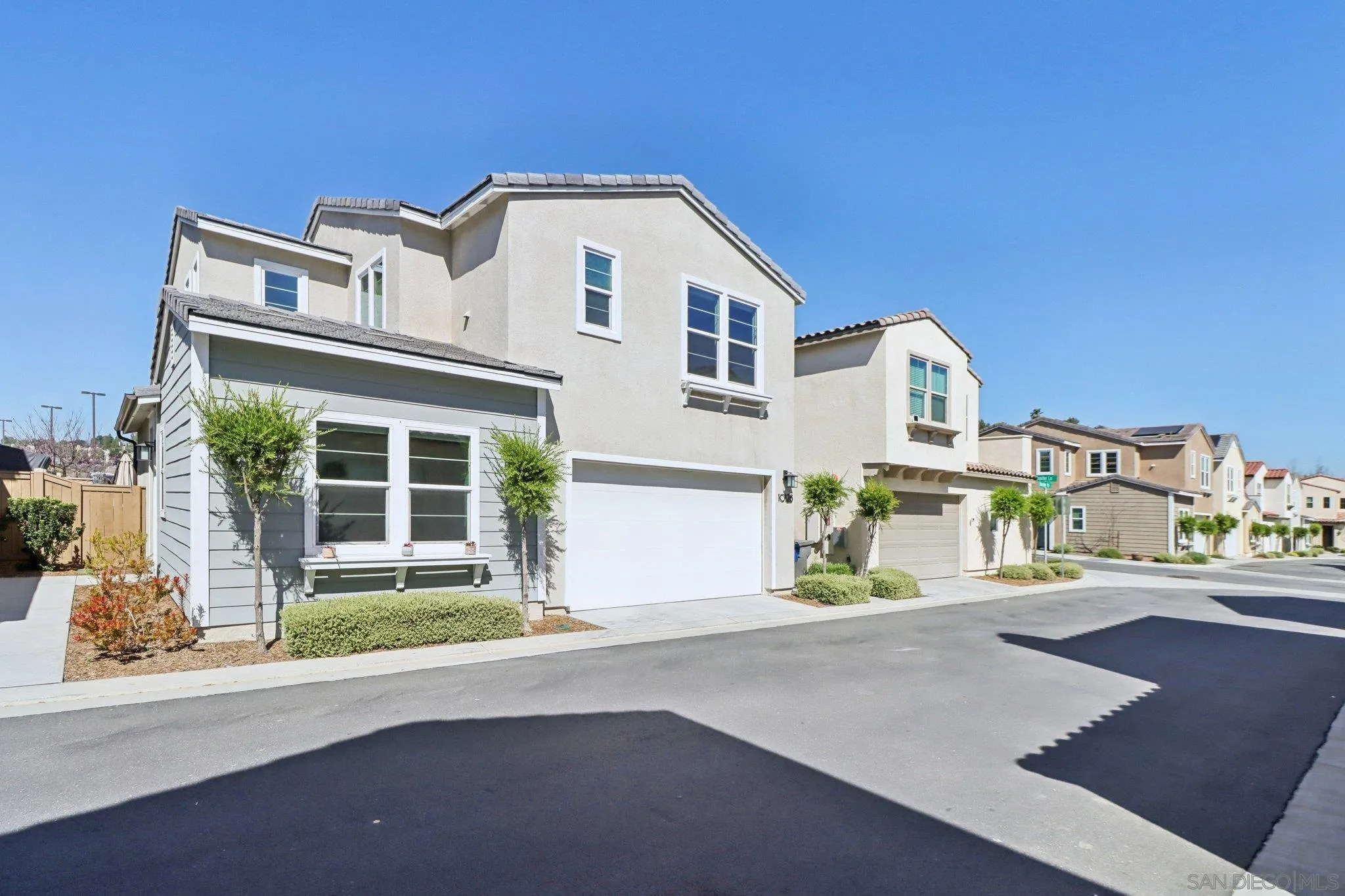 https://cdn.realtyfeed.com/cdn/127/260006546/722febd01fc1a399d122110c64e82211.webp