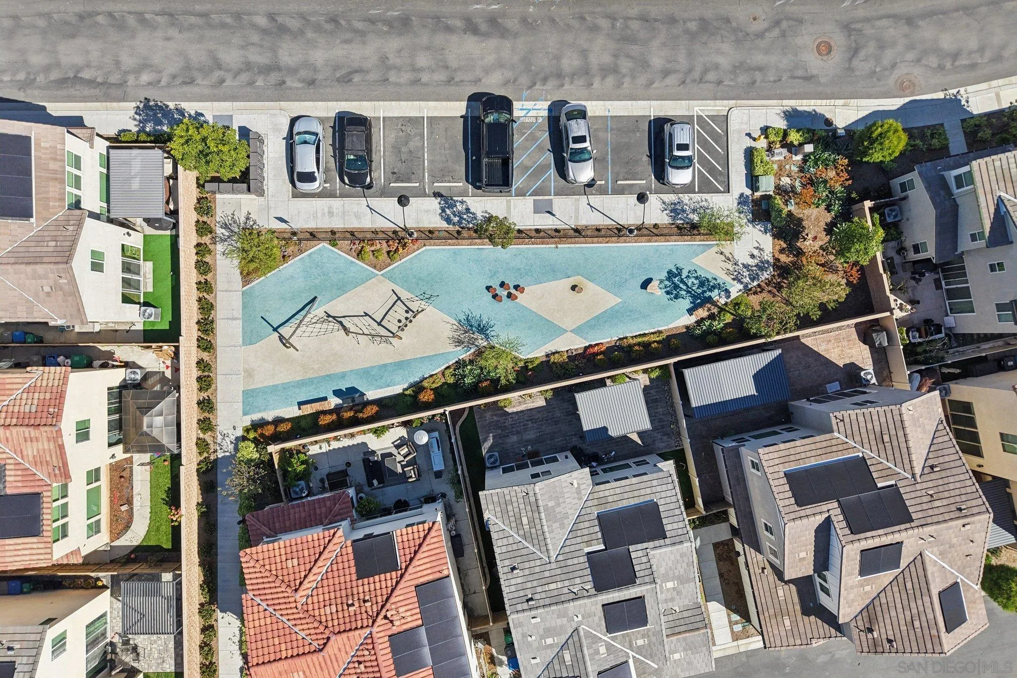 https://cdn.realtyfeed.com/cdn/127/260006546/7511d9c982b35e246521e2d952eb78fb.webp