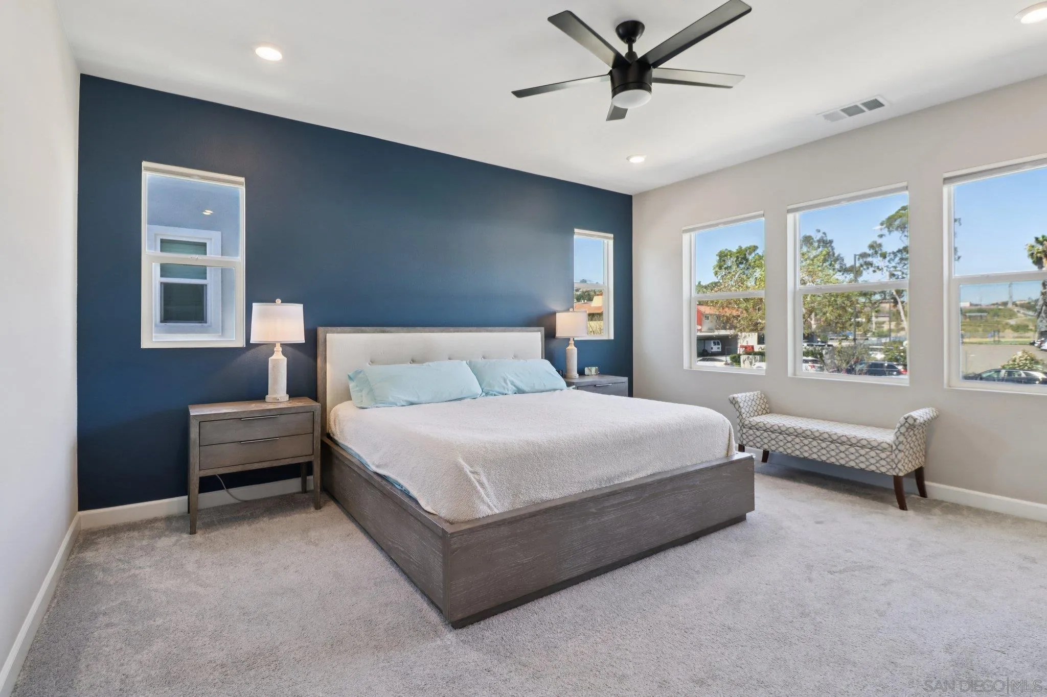 https://cdn.realtyfeed.com/cdn/127/260006546/bf0557c2b866e94b4928897de7b65ff8.webp