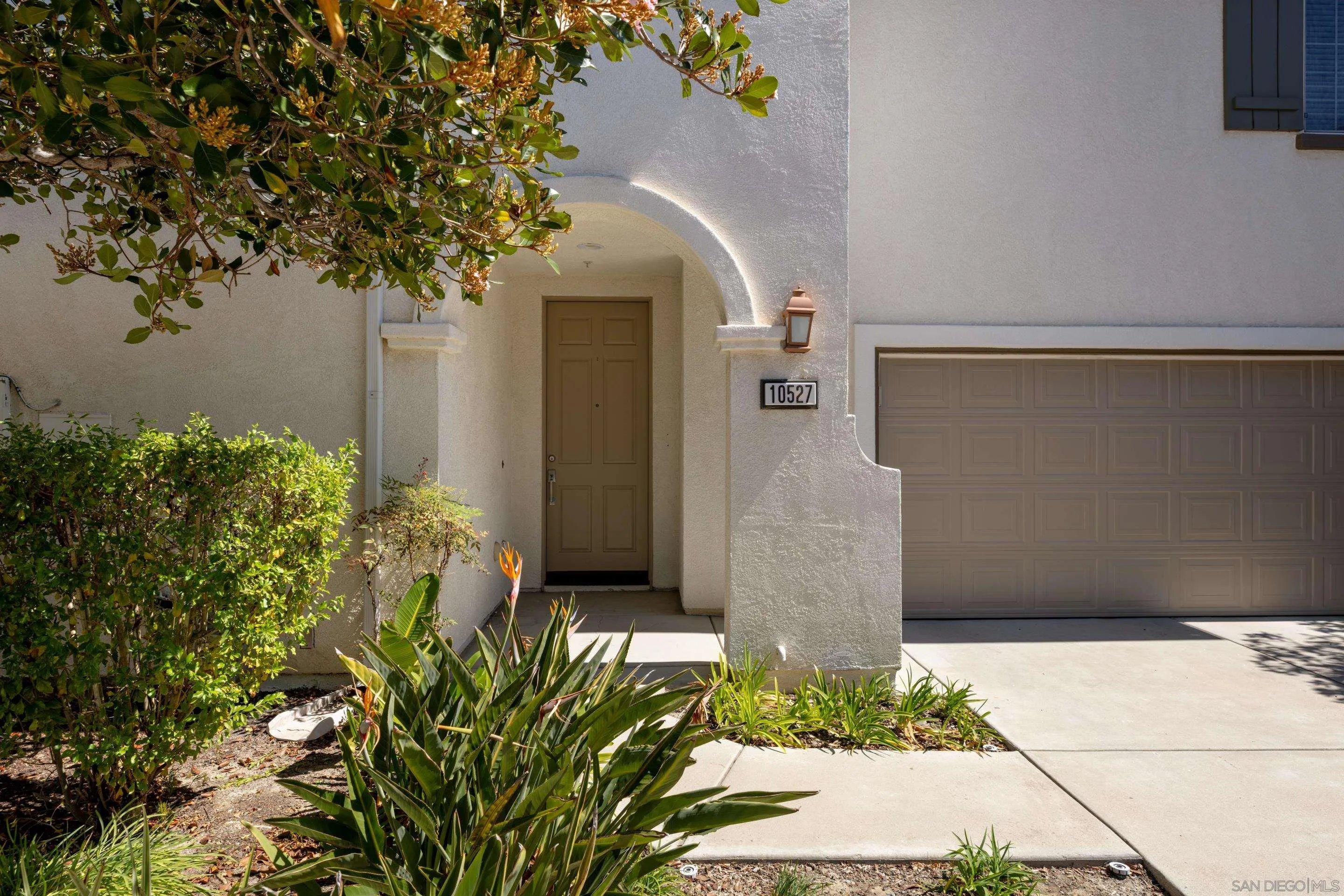 https://cdn.realtyfeed.com/cdn/127/260006549/1d39e26171e4c446d804ac2971903656.webp