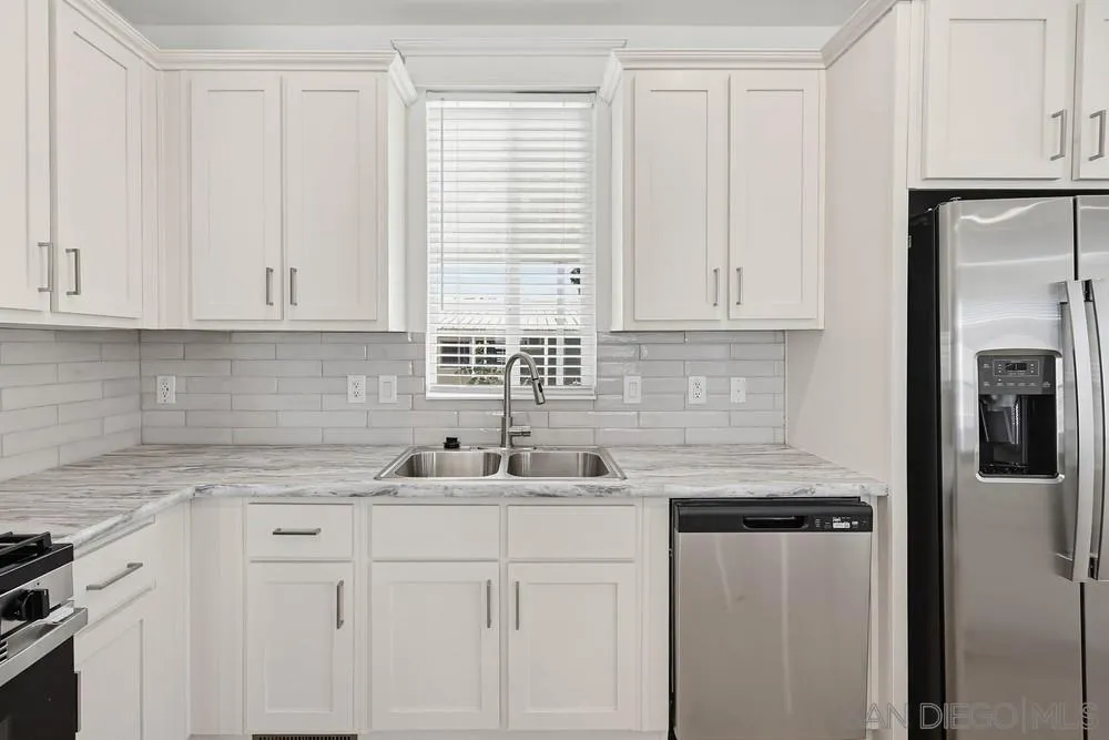 https://cdn.realtyfeed.com/cdn/127/260006551/ac6e54bc13fbce9a1055e7f25dc89241.webp