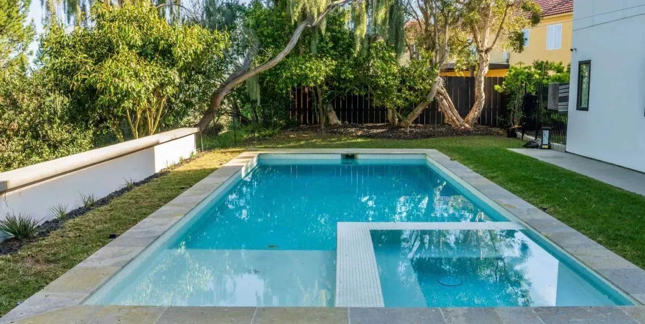 https://cdn.realtyfeed.com/cdn/127/260006552/ec2337b6634ba75de98fa22119aeb3b2.webp