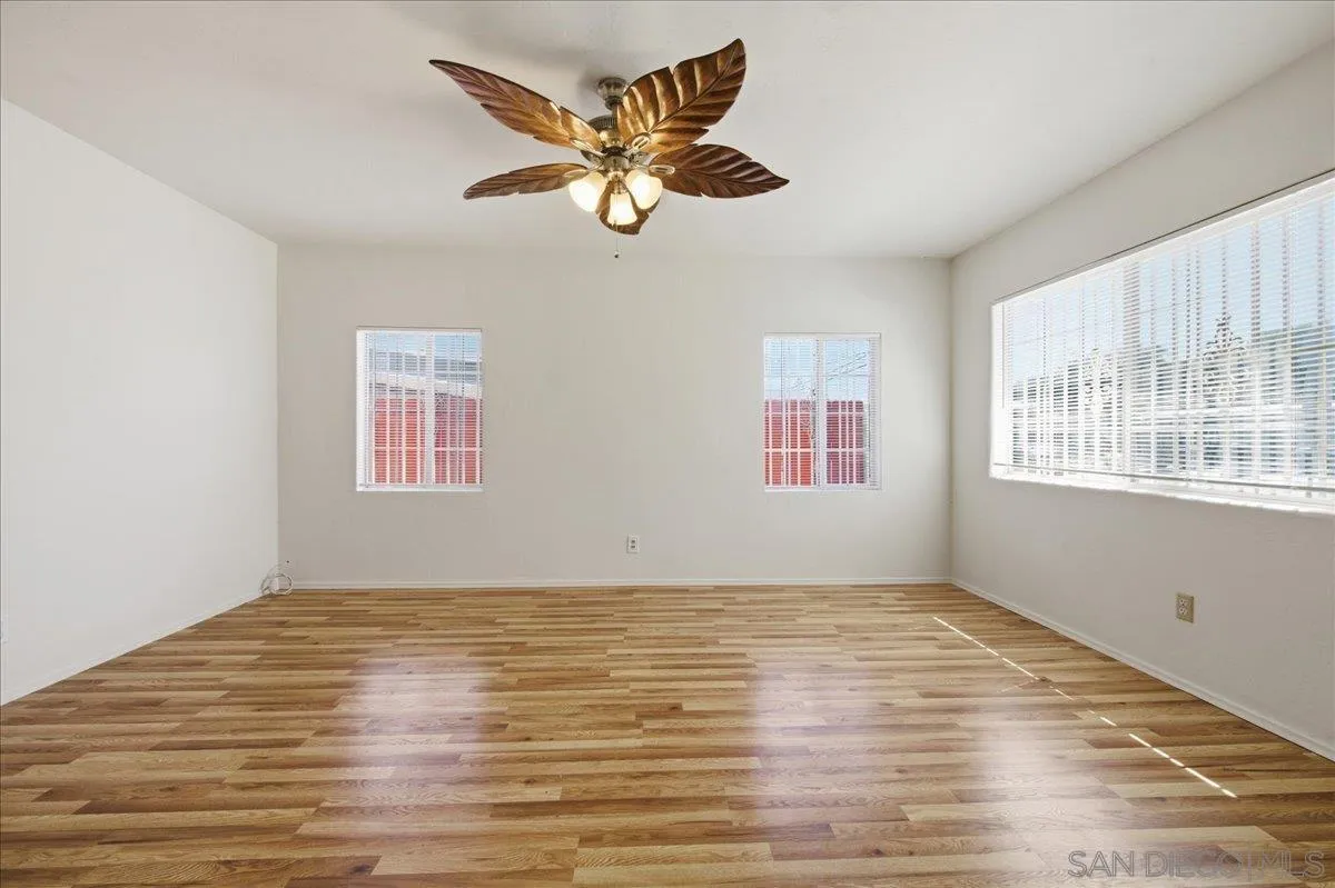 https://cdn.realtyfeed.com/cdn/127/260006553/92858bfc91a8f414a48c5a1266fb6352.webp