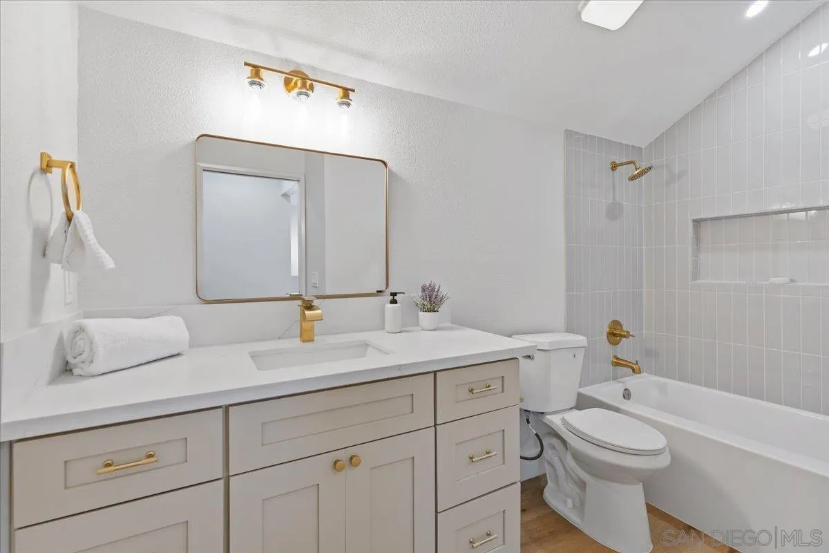 Photo #27: 260006555 Listing: Photo #27