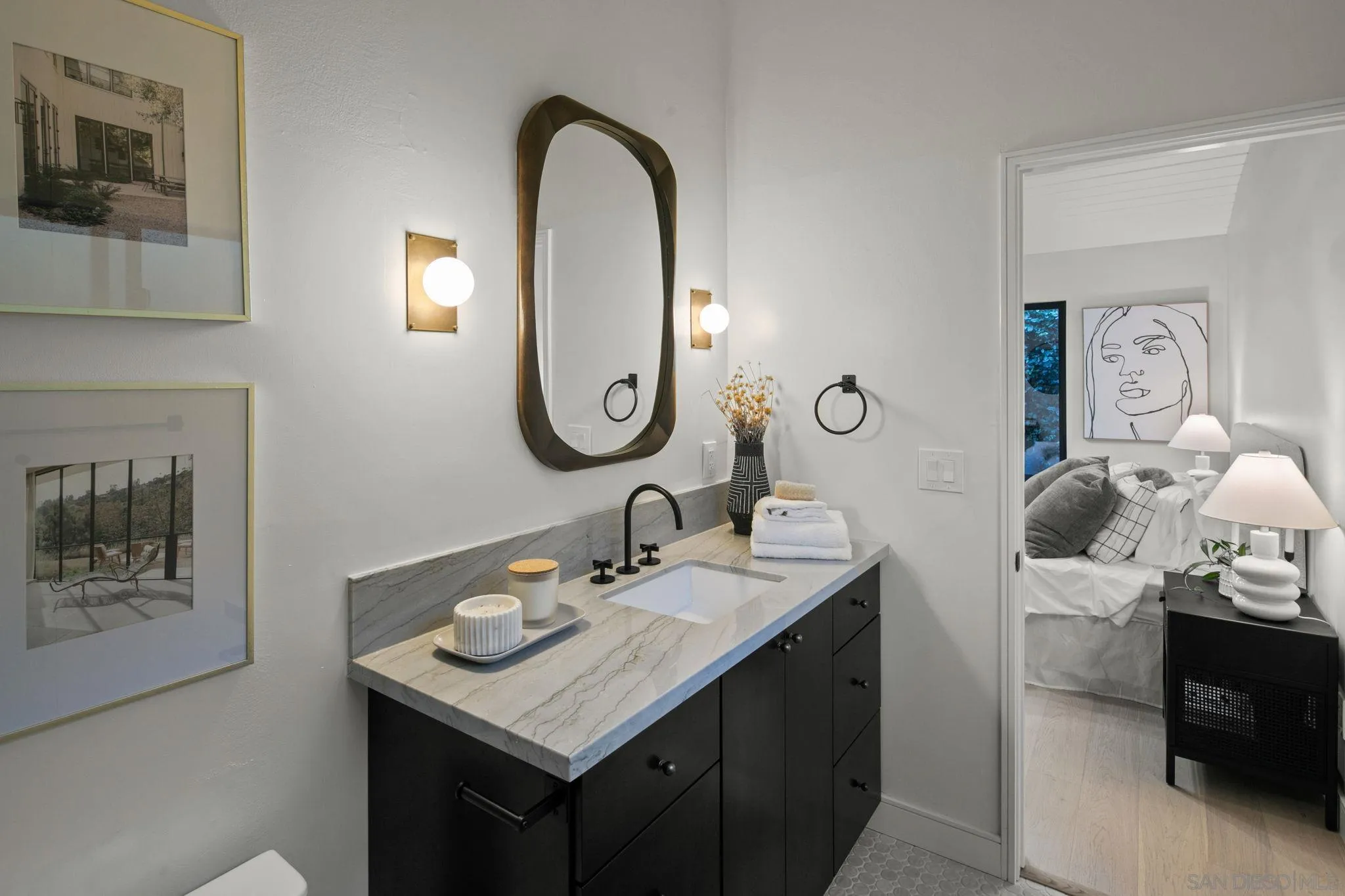 https://cdn.realtyfeed.com/cdn/127/260006560/07ebebf4b9497809aa84511e18a1c1e3.webp