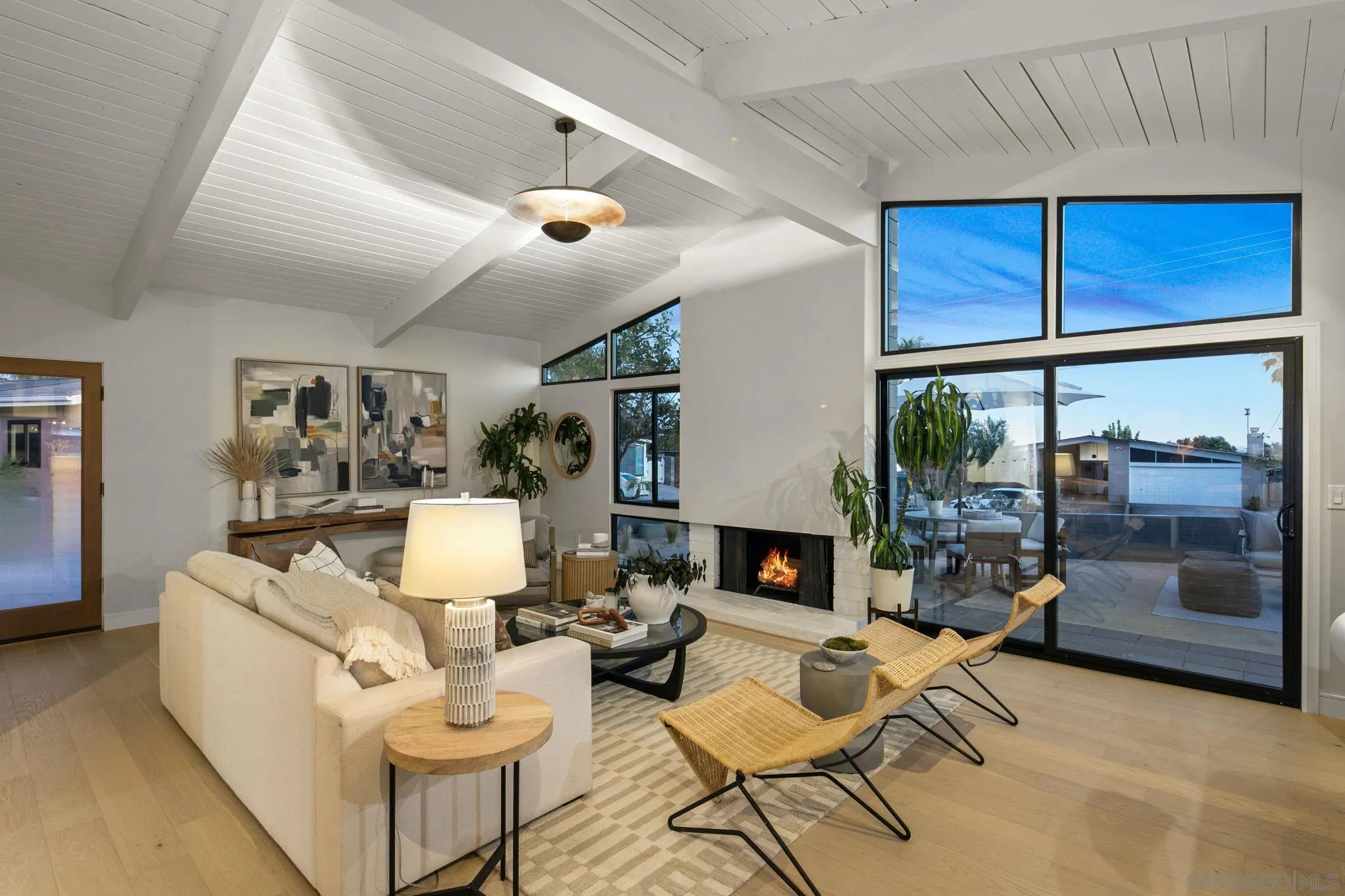 https://cdn.realtyfeed.com/cdn/127/260006560/0bbcc762eb868196d6b4fec9376b551a.webp