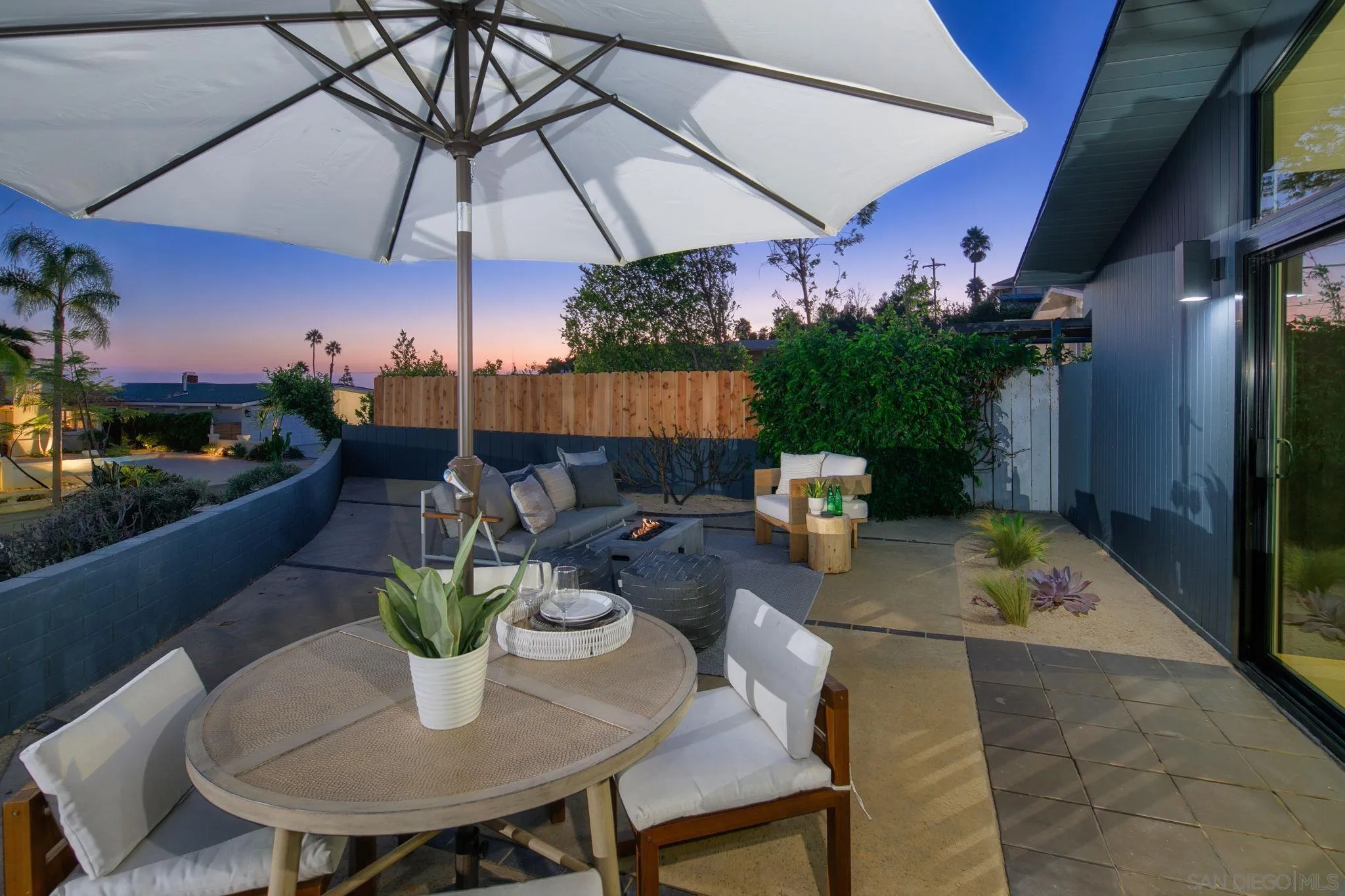 https://cdn.realtyfeed.com/cdn/127/260006560/1eda5e120580bf1d3cb76a15e89bc508.webp