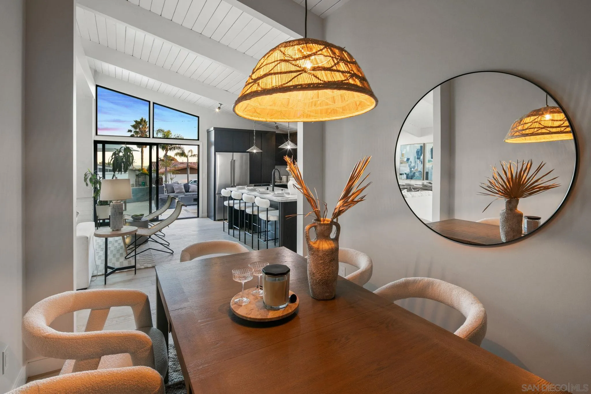 https://cdn.realtyfeed.com/cdn/127/260006560/b0d3d5aee61a243c99ad8da26003a26e.webp