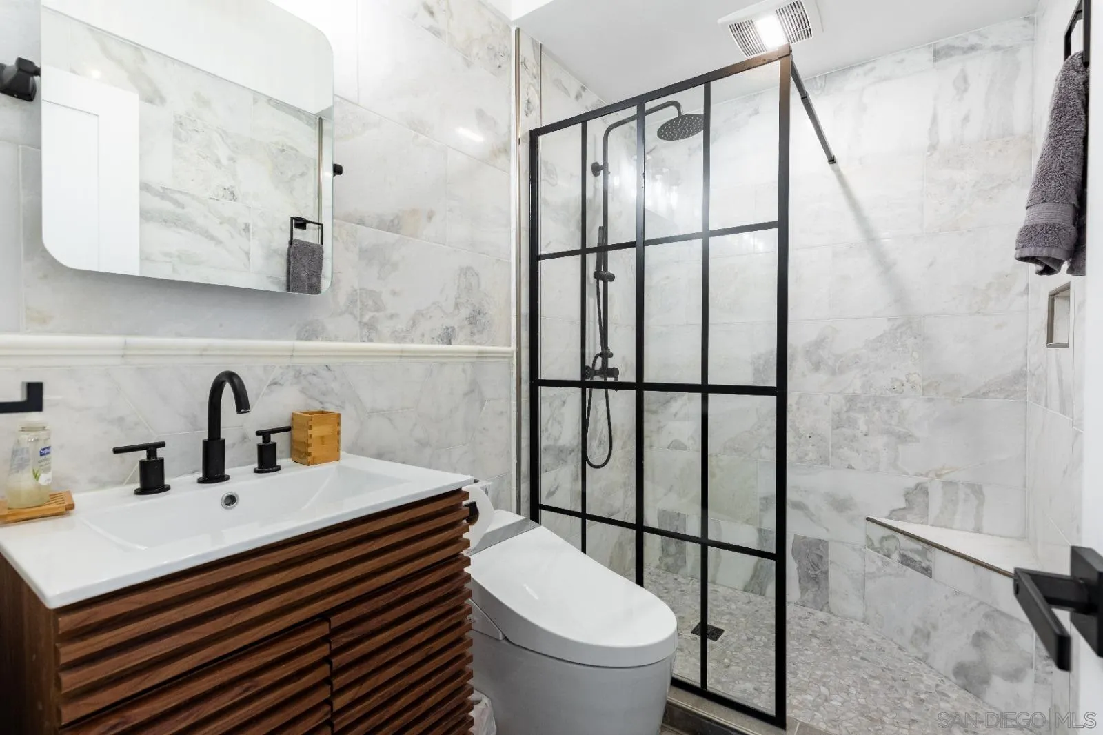 Photo #20: 260006561 Listing: Photo #20