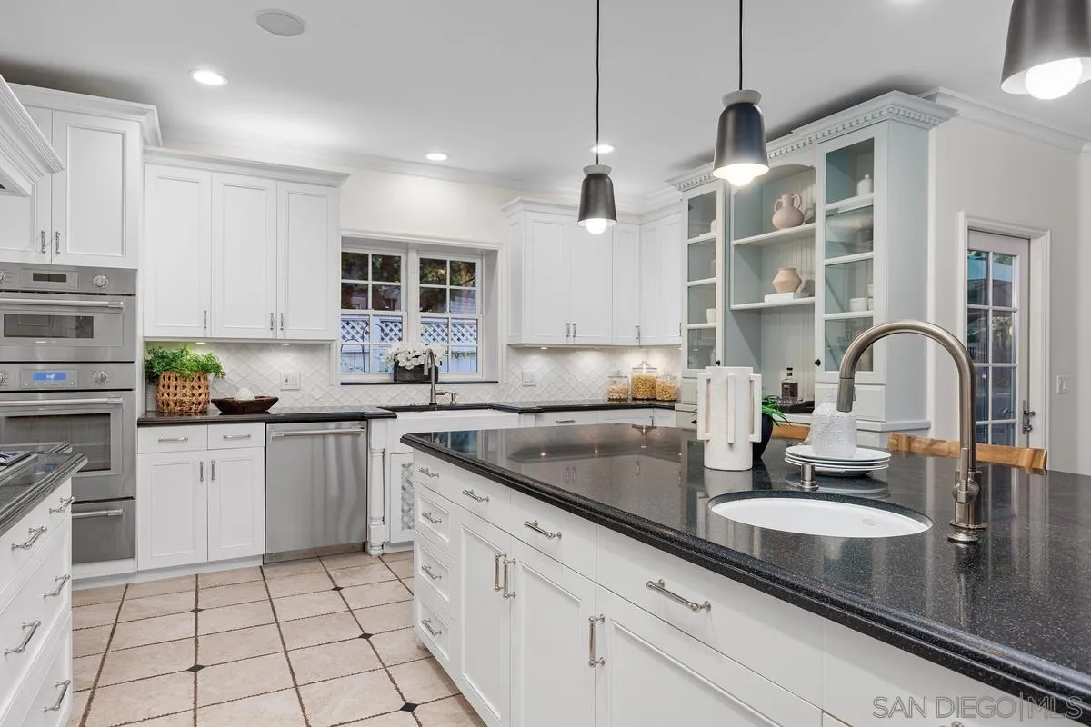 https://cdn.realtyfeed.com/cdn/127/260006565/ad63637d0bde0c872d1bca8167f40e52.webp