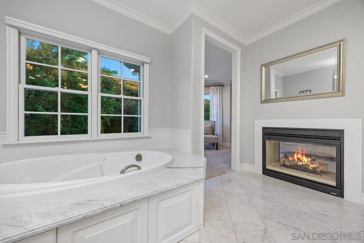 https://cdn.realtyfeed.com/cdn/127/260006565/c97c9b2d736064d68740b18871c0fcab.webp