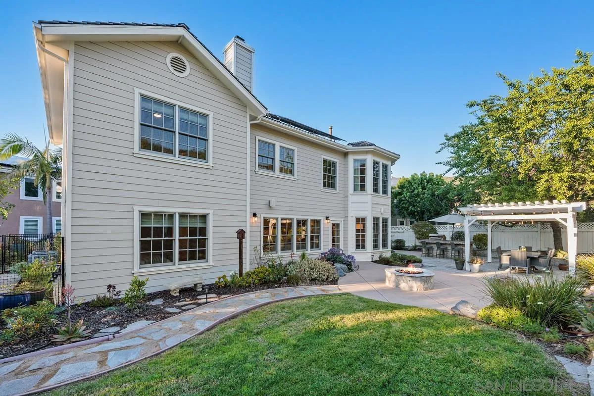 https://cdn.realtyfeed.com/cdn/127/260006565/e6a2676e0c53477cca44a0d45dc820f0.webp