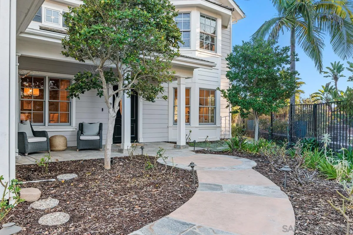 https://cdn.realtyfeed.com/cdn/127/260006565/f1b3f63eb7e11bb7af9d38cae4779ada.webp