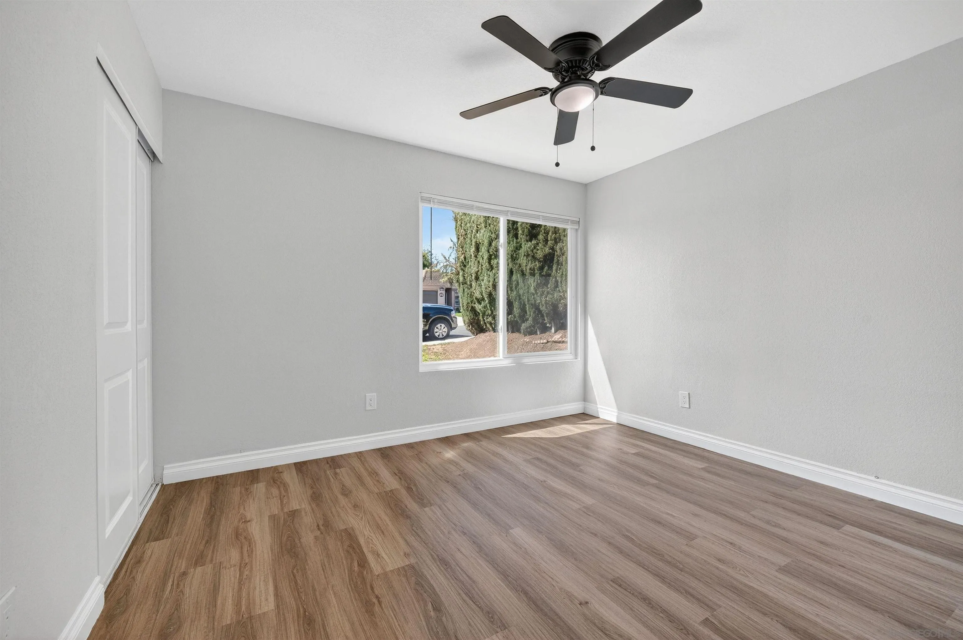 https://cdn.realtyfeed.com/cdn/127/260006567/97e350c5431df1f442ef411935daf820.webp