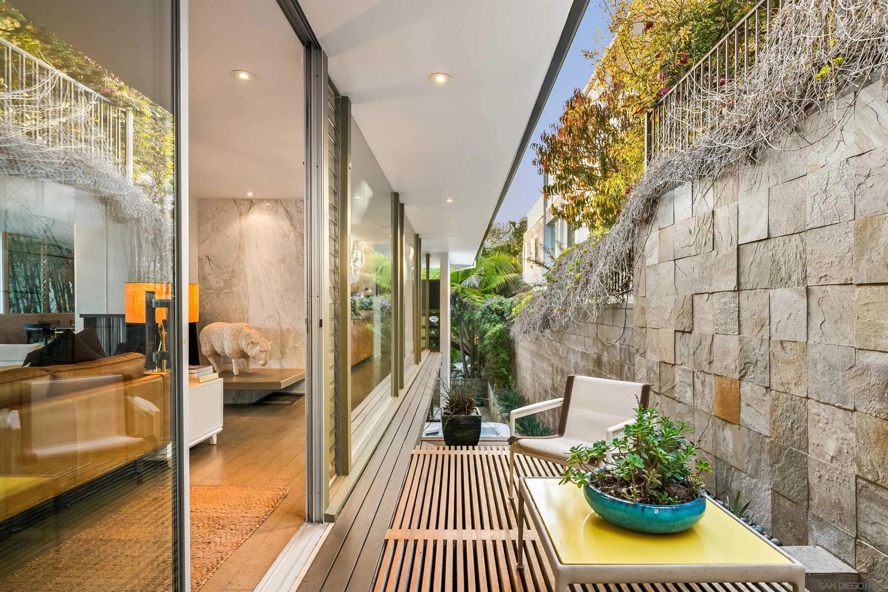 https://cdn.realtyfeed.com/cdn/127/260006572/d6ea346e49371e34b956d5a6706a4cbd.webp