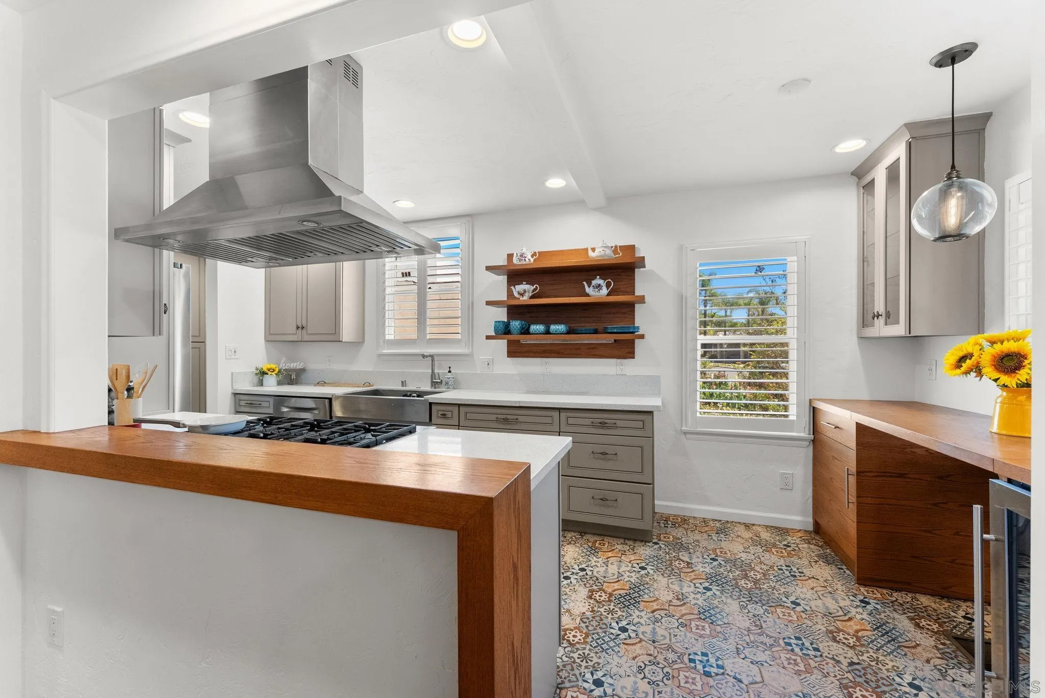https://cdn.realtyfeed.com/cdn/127/260006573/066edb03ac2f9e071f299dd24893c129.webp
