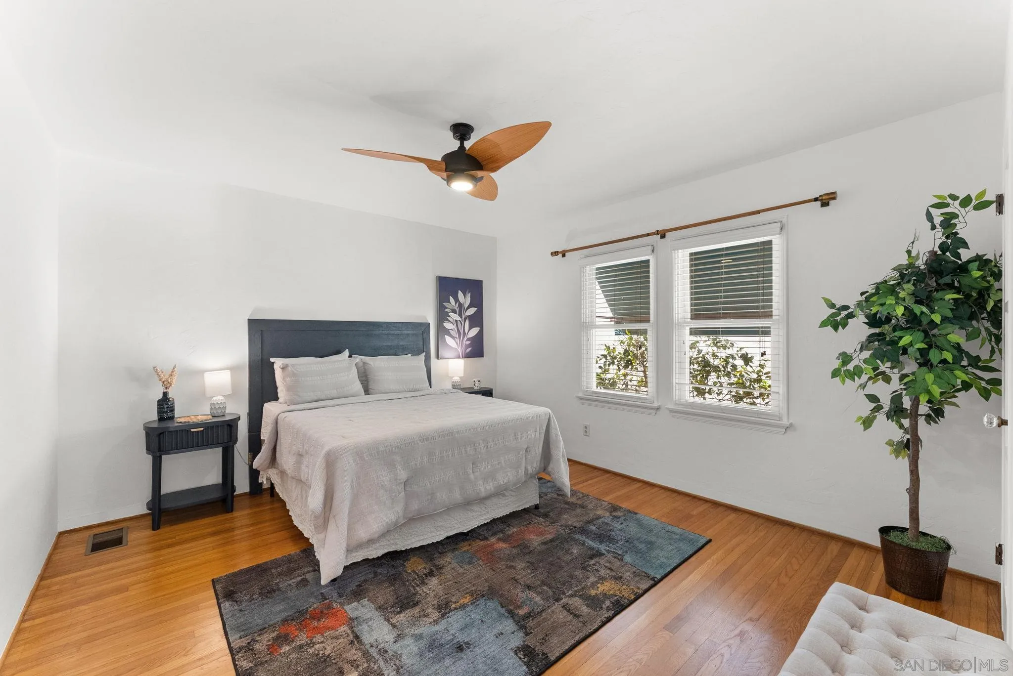 https://cdn.realtyfeed.com/cdn/127/260006573/2261b0c96d9388572d05d8d1c12922f3.webp
