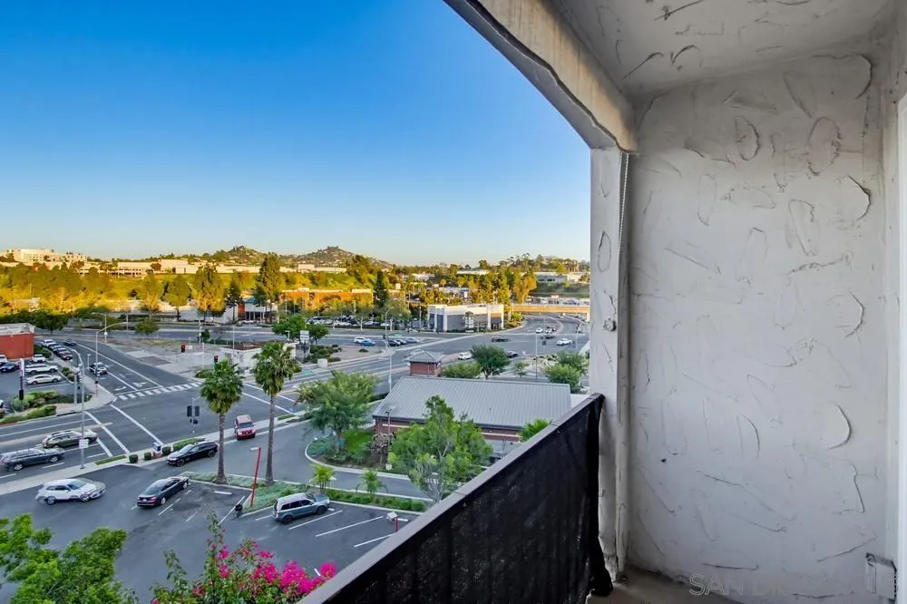 Photo #42: 260006574 Listing: Photo #42