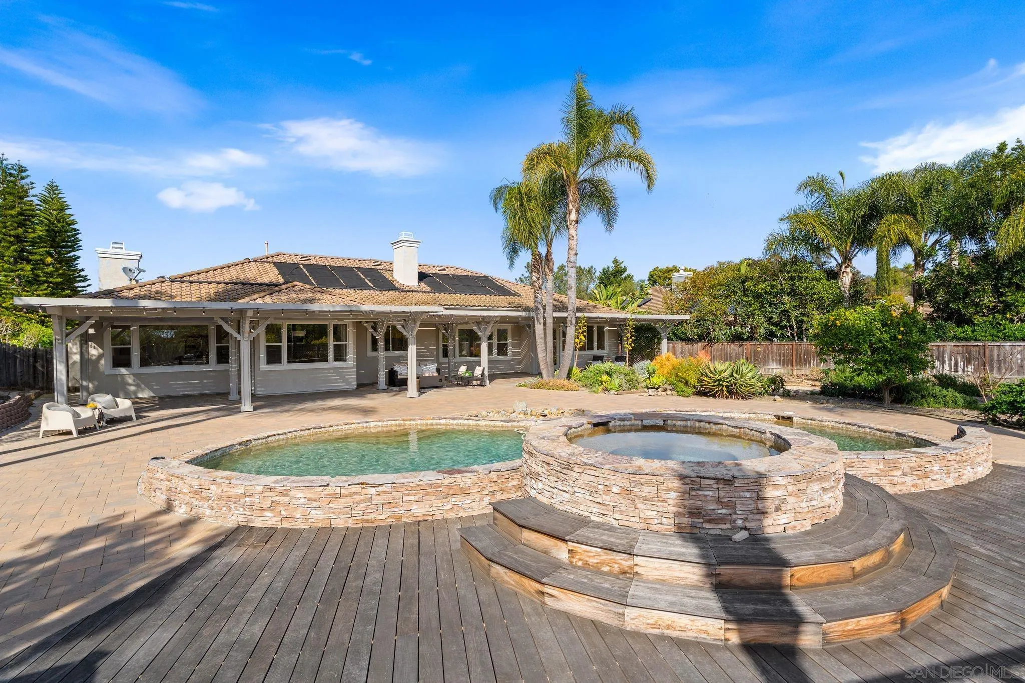 https://cdn.realtyfeed.com/cdn/127/260006575/47a81b77da6fe847e7da83bd62cb370a.webp