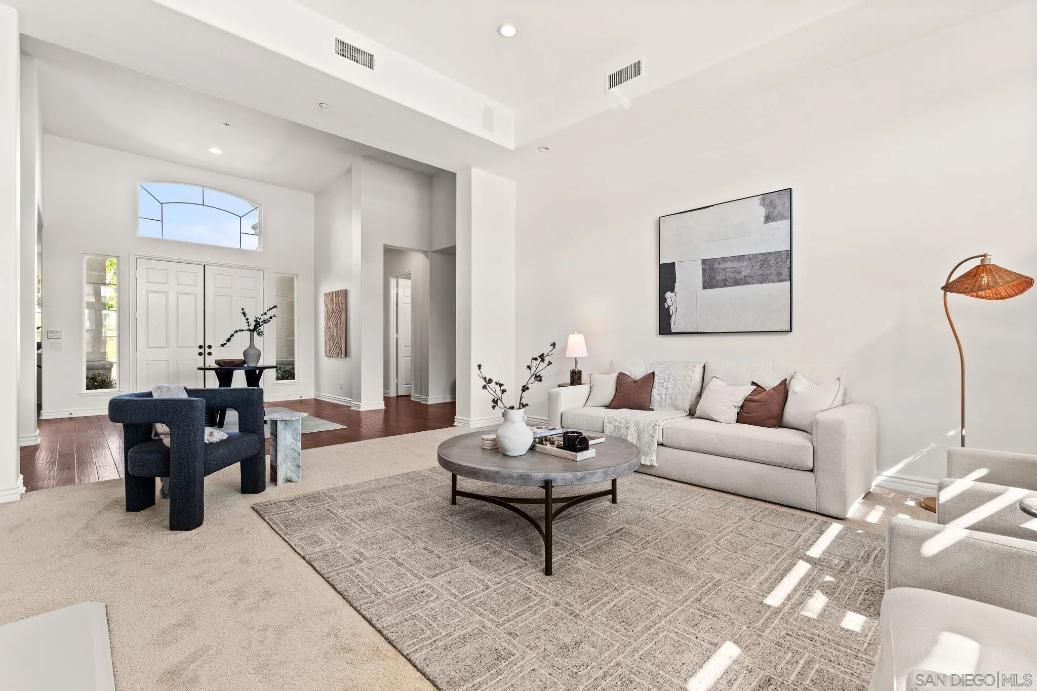 https://cdn.realtyfeed.com/cdn/127/260006575/6c97e61acfb4b2097cdae176ba186b3b.webp