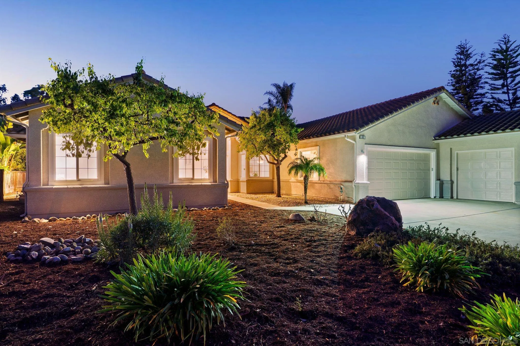 https://cdn.realtyfeed.com/cdn/127/260006575/a2575ac02408a9e9d8682b233954b803.webp