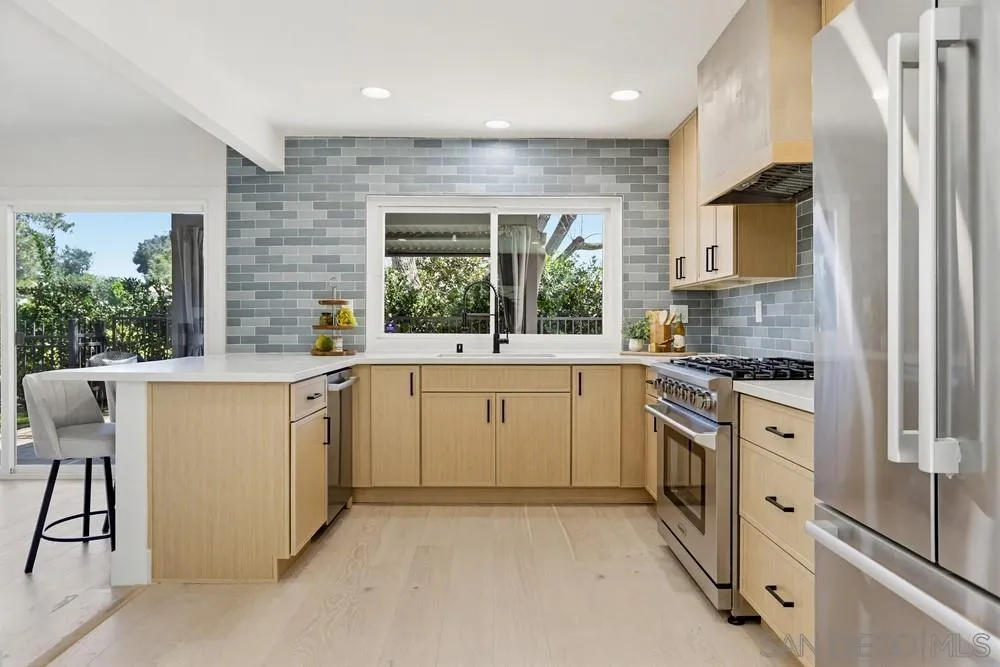 Photo #5: 260006582 Listing: Photo #5