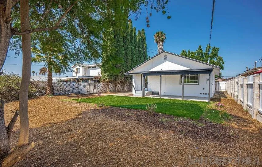 https://cdn.realtyfeed.com/cdn/127/260006588/82a9c69a37b4920bdd111b940bd8518b.webp