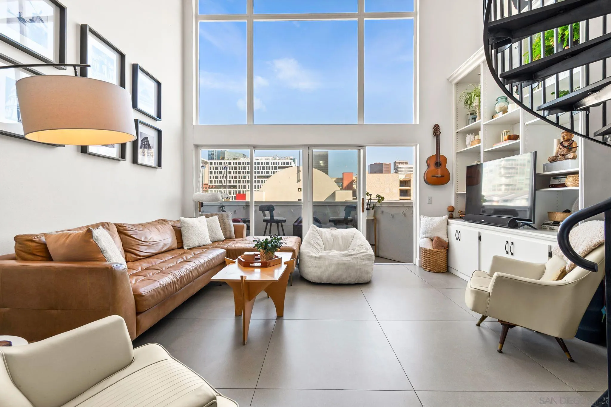 Photo #1: 260006594 Listing: Photo #1