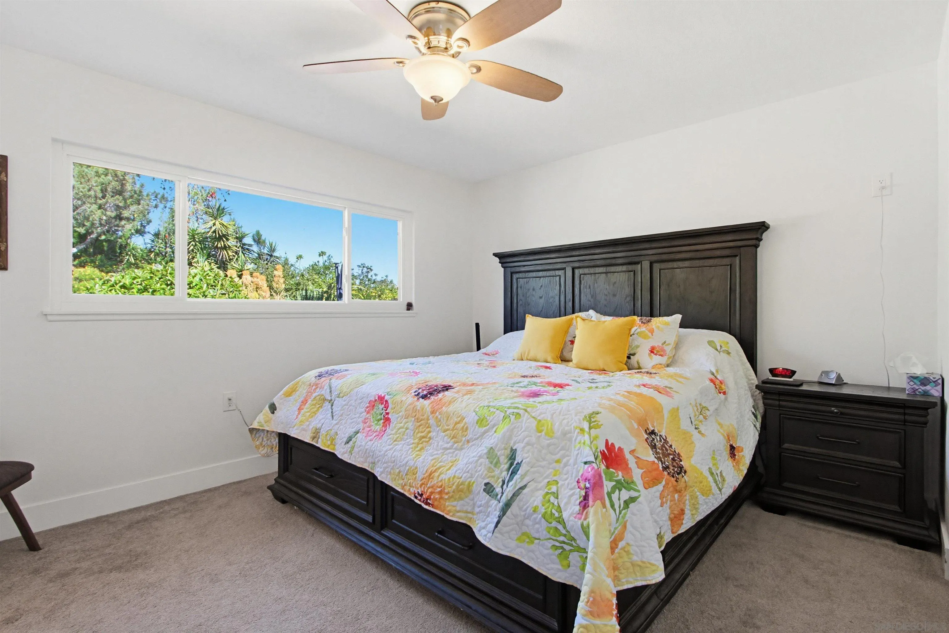https://cdn.realtyfeed.com/cdn/127/260006598/75357bbe212cb4f0302b164ec025a516.webp