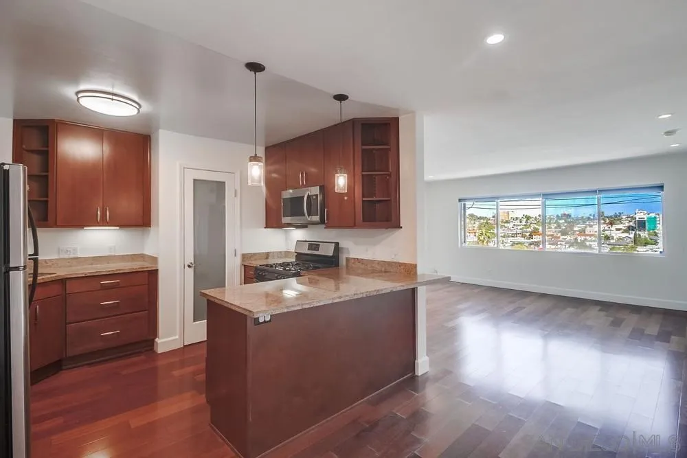 Photo #5: 2600066 Listing: Photo #5