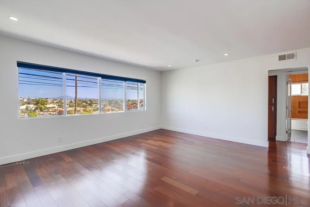 Photo #12: 2600066 Listing: Photo #12