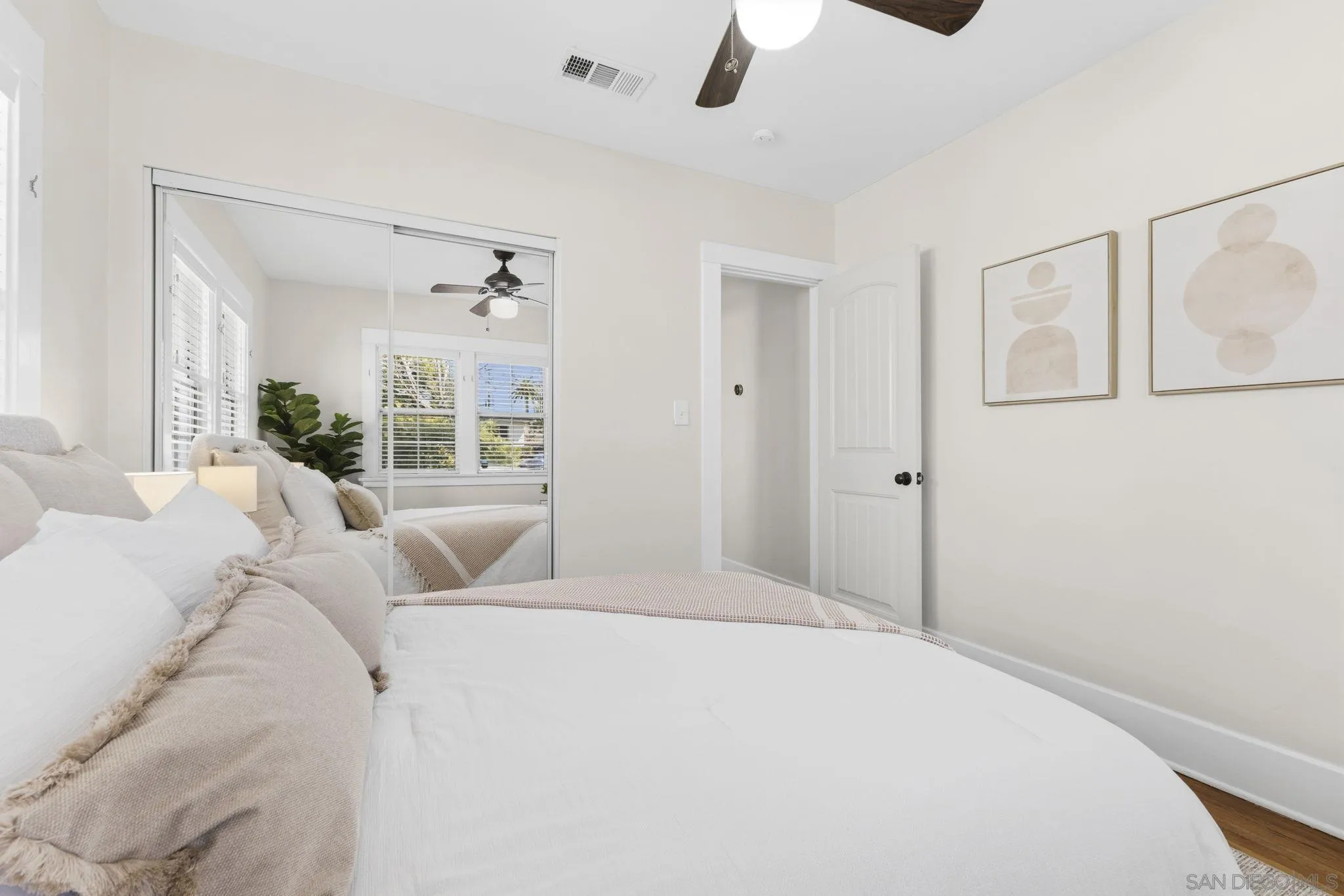 https://cdn.realtyfeed.com/cdn/127/260006604/641f236938db5c6e1be41686ed29e42b.webp